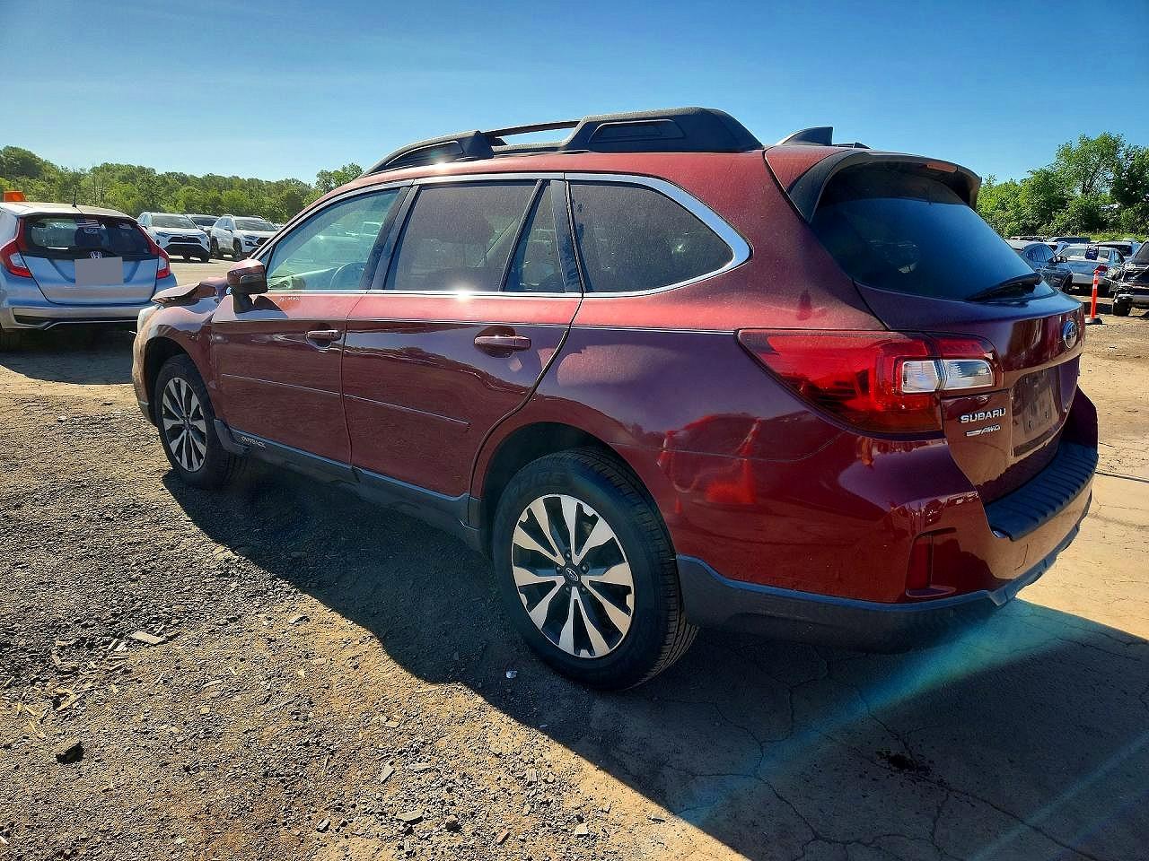 2017 Subaru Outback 2.5i Limited Maroon vin: 4S4BSANC2H3303718