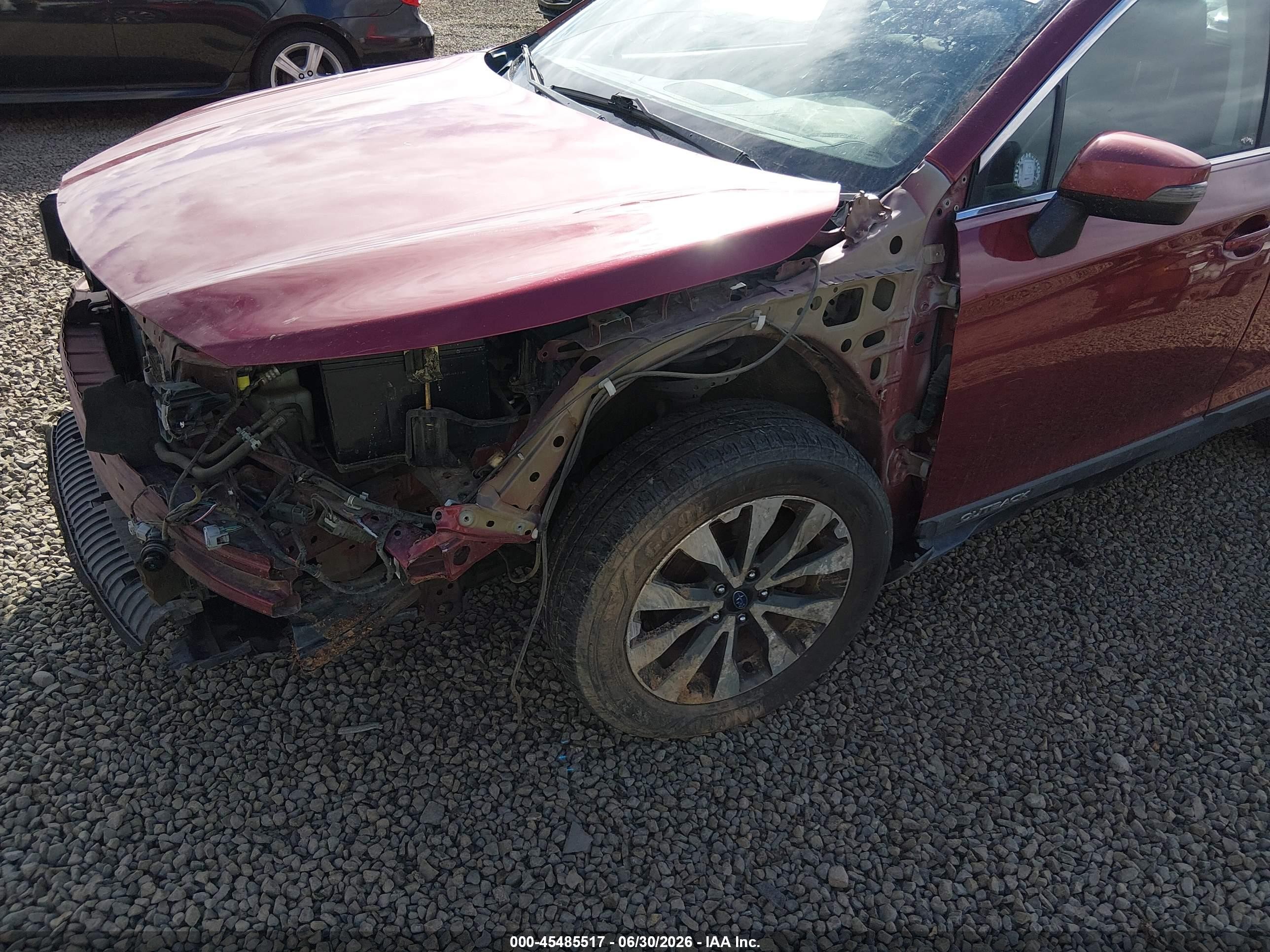 2015 Subaru Outback 2.5i Limited Red vin: 4S4BSANC3F3285971