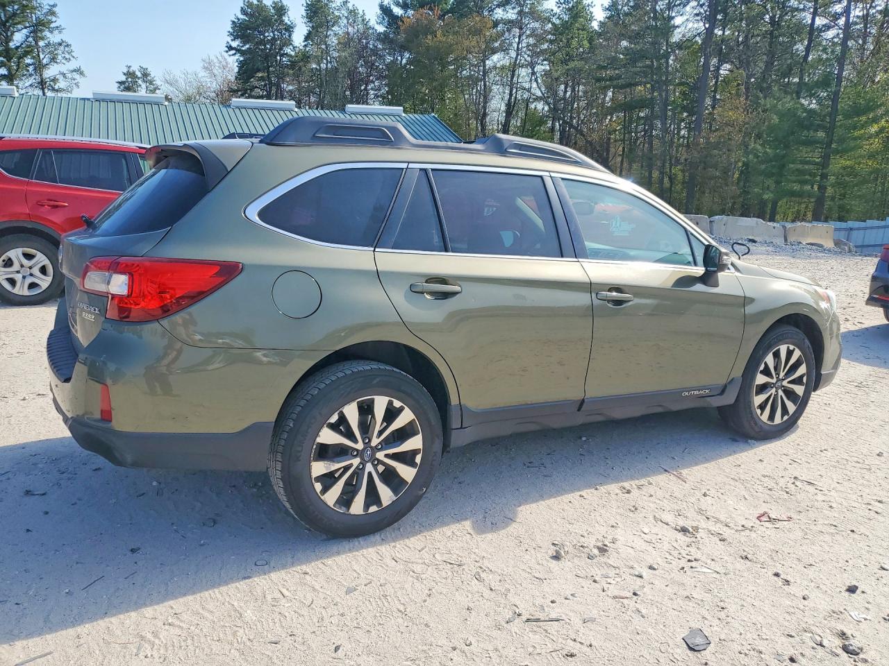 2015 Subaru Outback 2.5i Limited Green vin: 4S4BSANC3F3322713