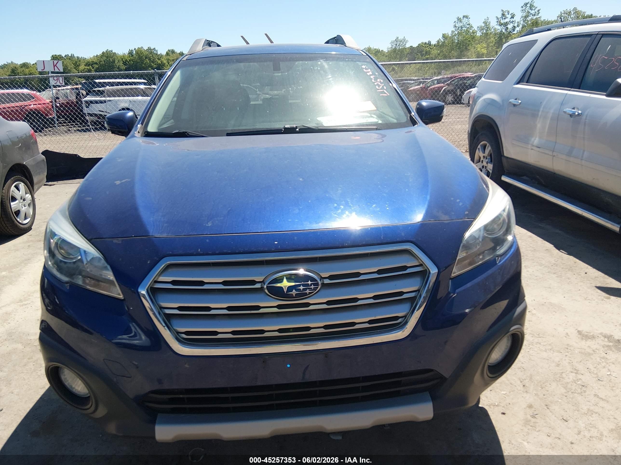 2017 Subaru Outback 2.5i Limited Синий vin: 4S4BSANC3H3430879