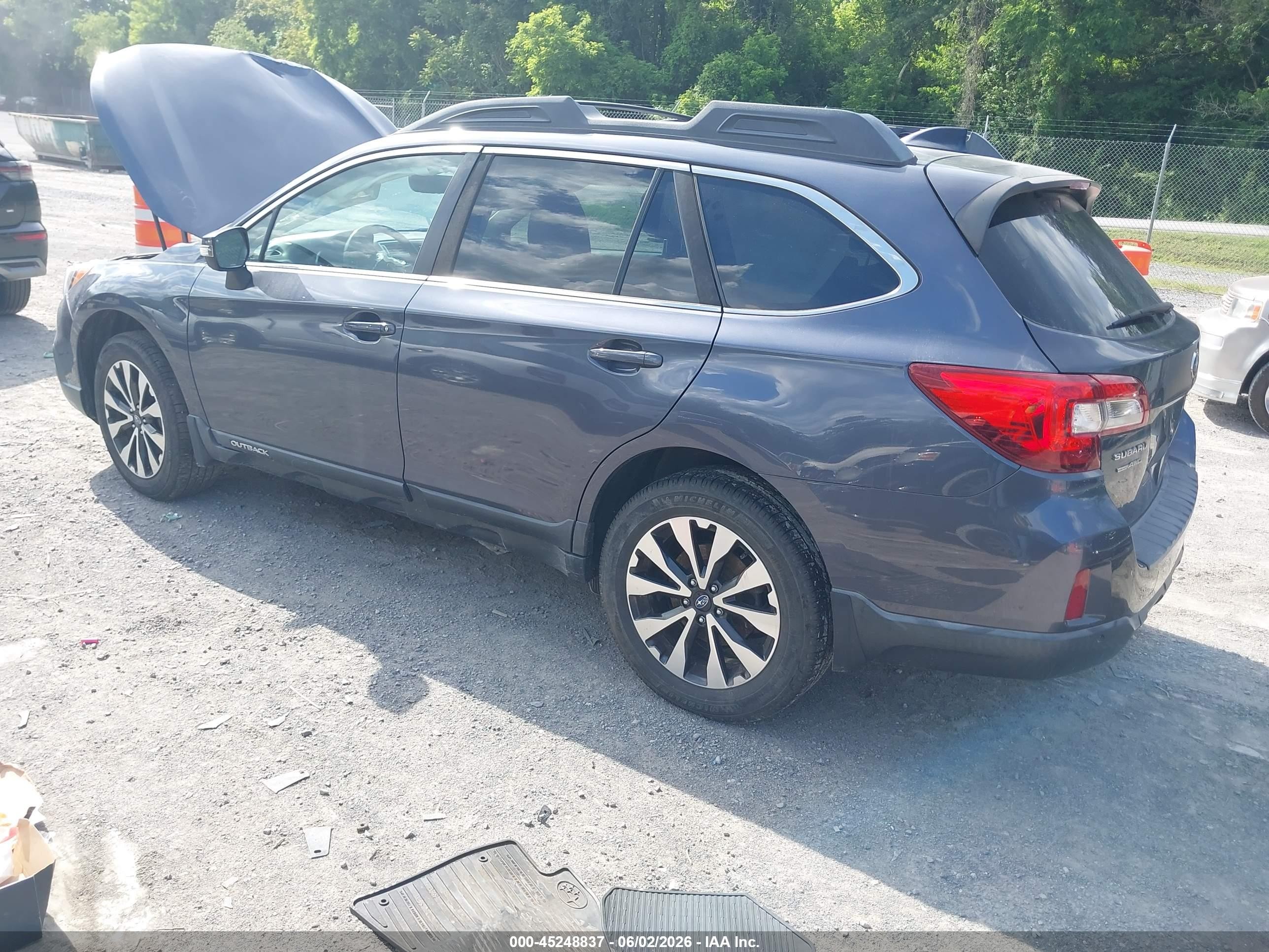 2017 Subaru Outback 2.5i Limited Blue vin: 4S4BSANC3H3431952