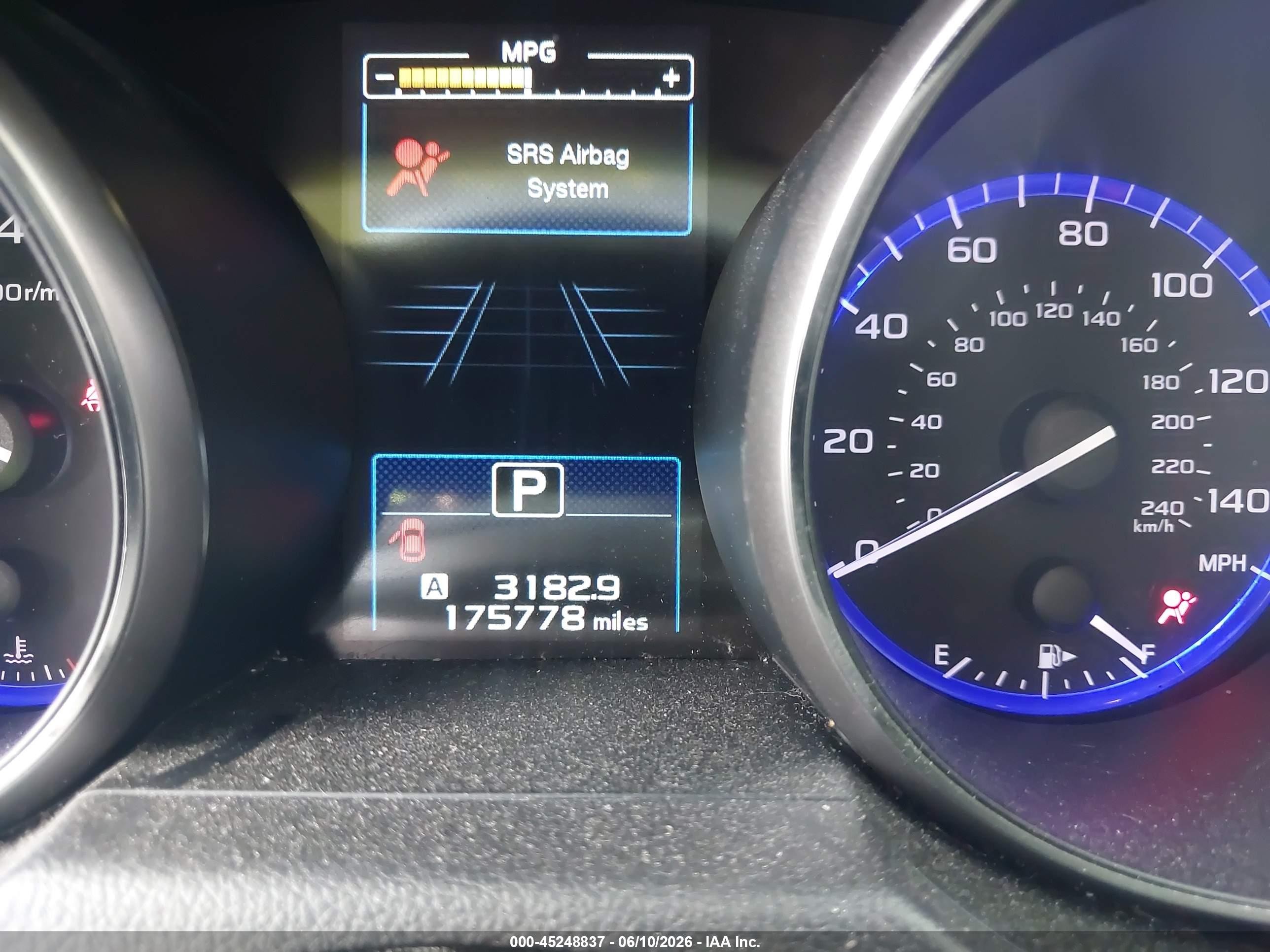 2017 Subaru Outback 2.5i Limited Blue vin: 4S4BSANC3H3431952