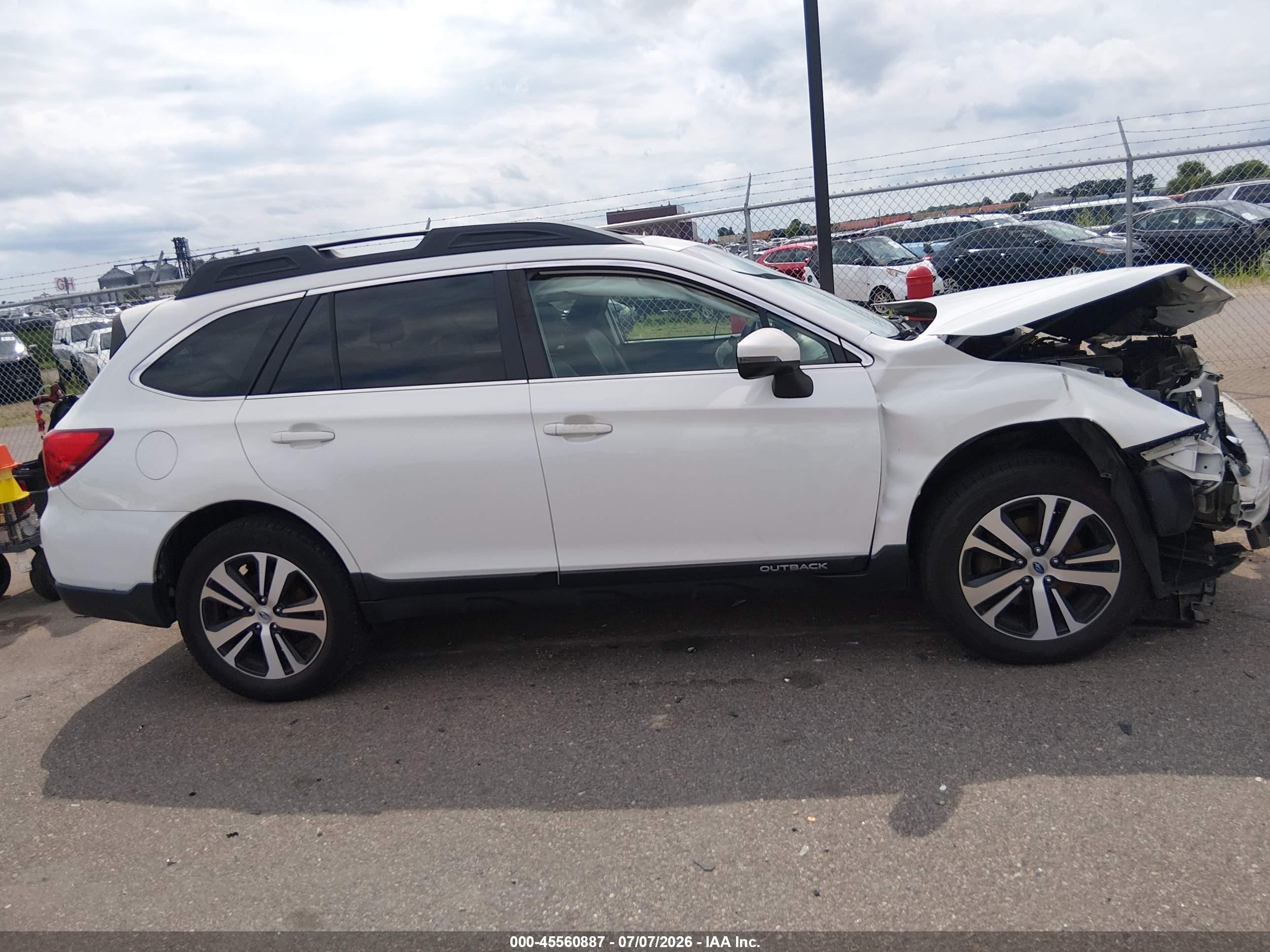 2019 Subaru Outback 2.5i Limited White vin: 4S4BSANC3K3315979