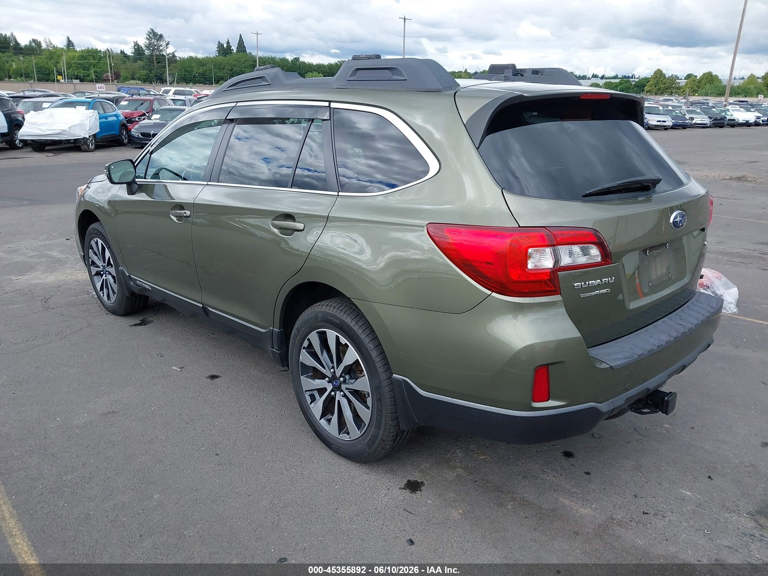 2015 Subaru Outback 2.5i Limited Green vin: 4S4BSANC4F3274199