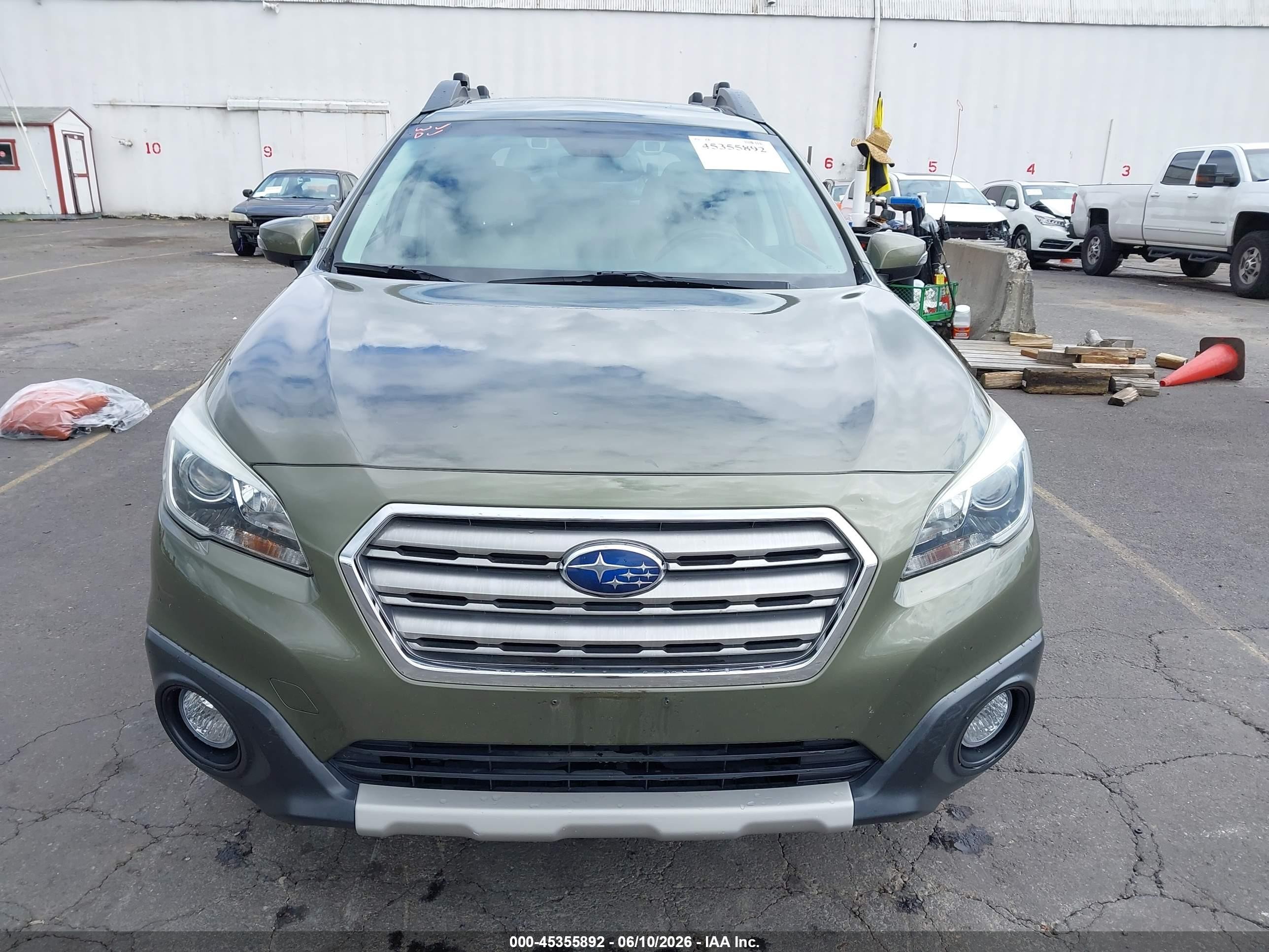 2015 Subaru Outback 2.5i Limited Green vin: 4S4BSANC4F3274199