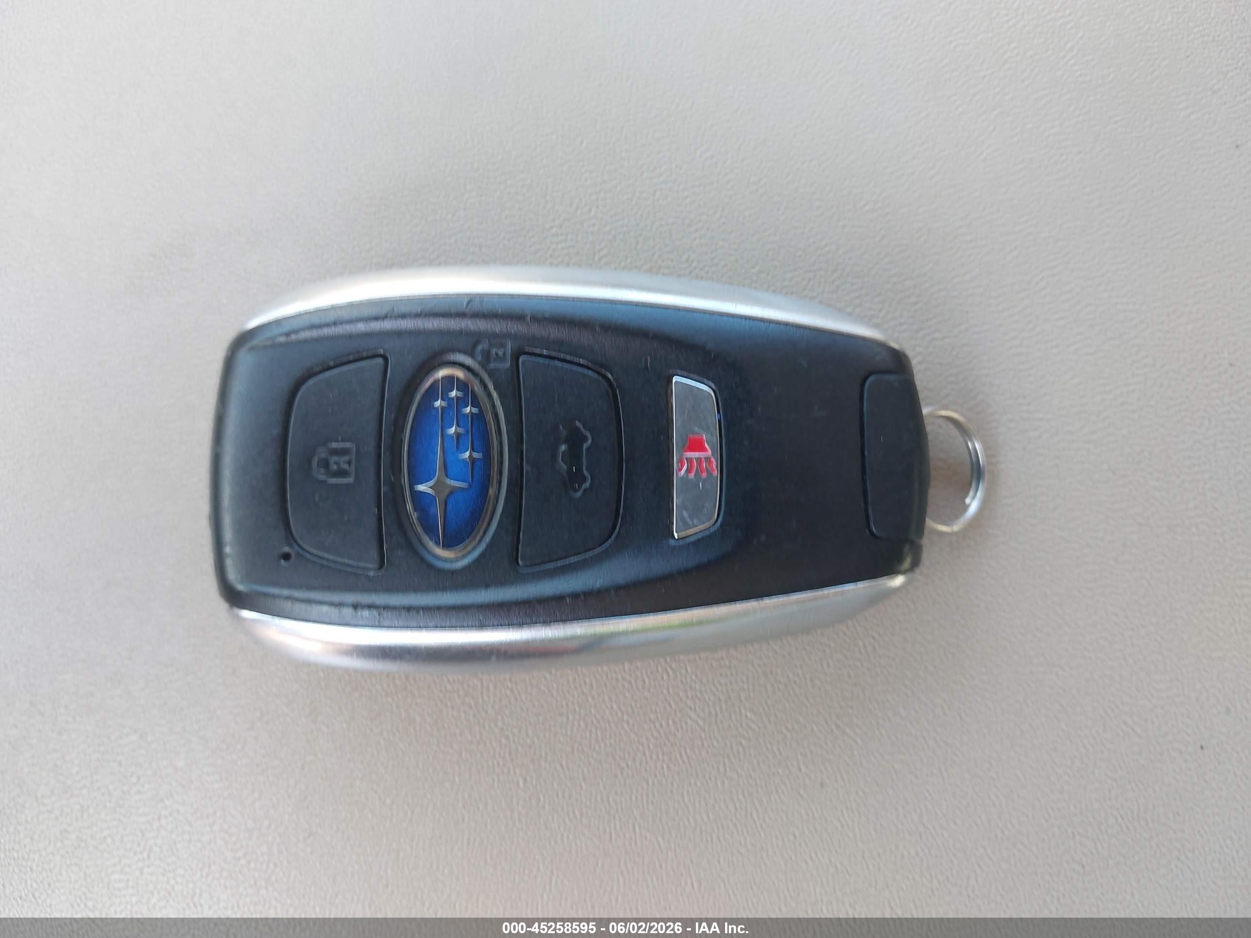 2015 Subaru Outback 2.5i Limited Gold vin: 4S4BSANC4F3285929