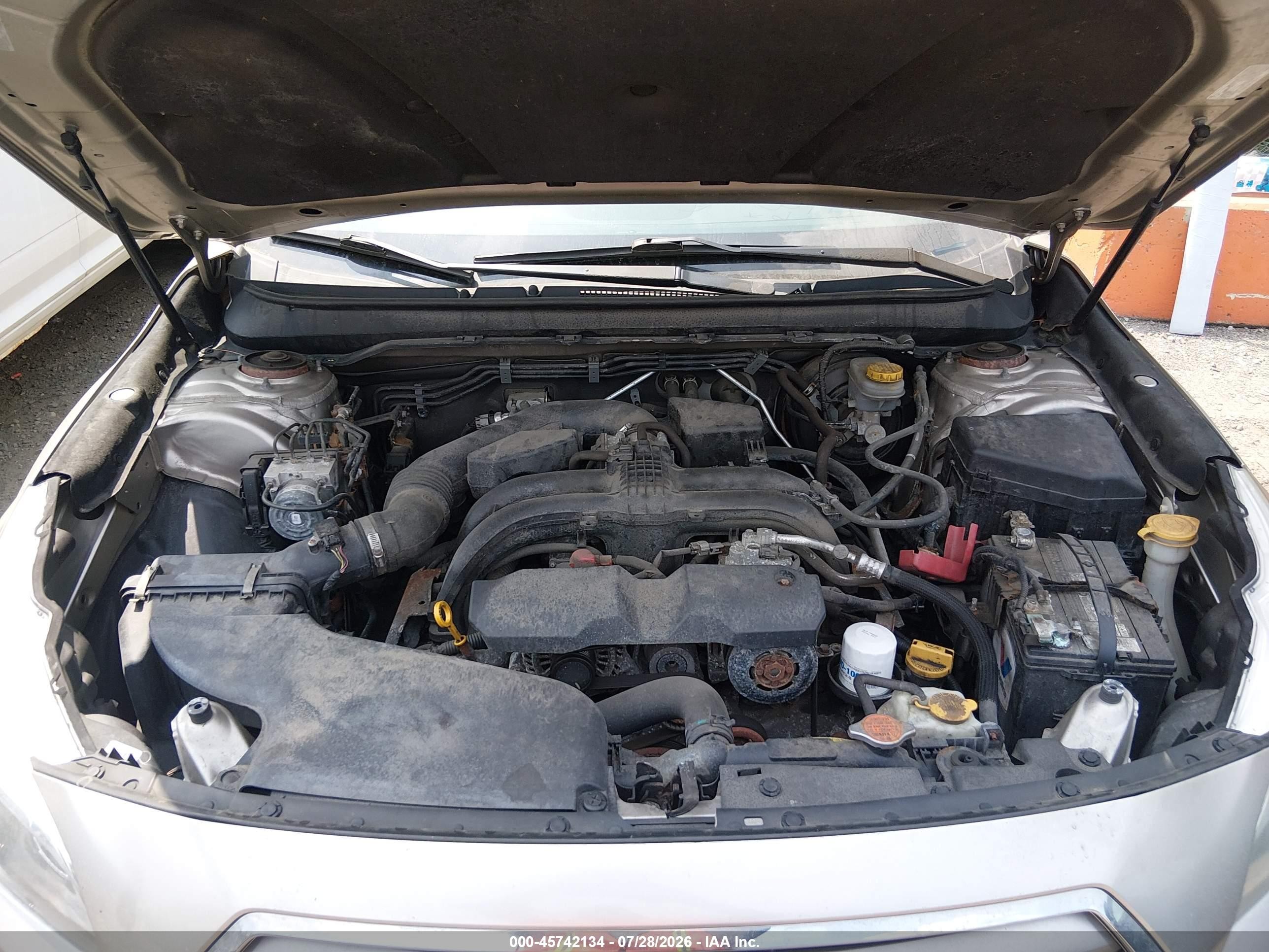 2015 Subaru Outback 2.5i Limited Желто-коричневый vin: 4S4BSANC4F3334398