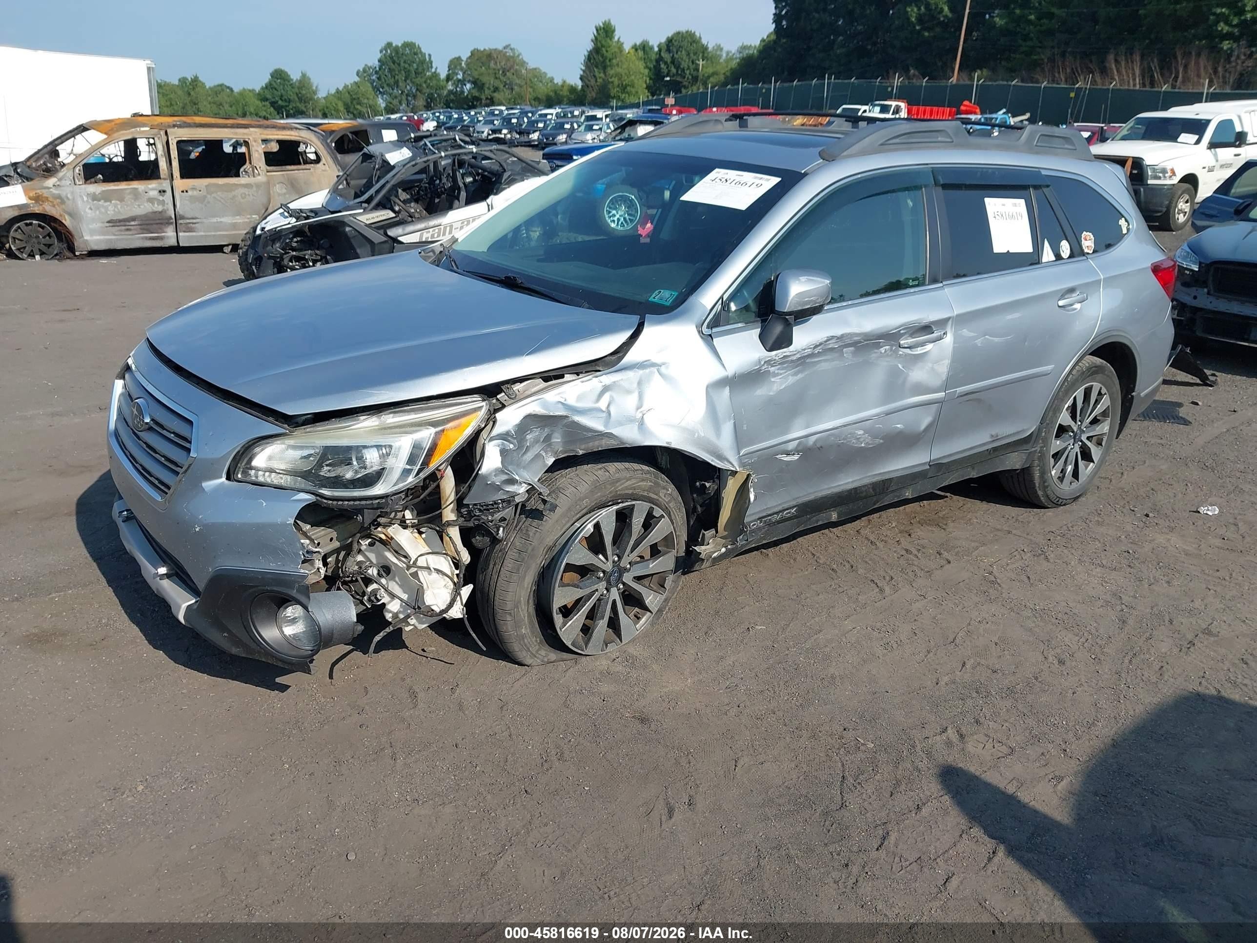 2016 Subaru Outback 2.5i Limited Silver vin: 4S4BSANC4G3227076