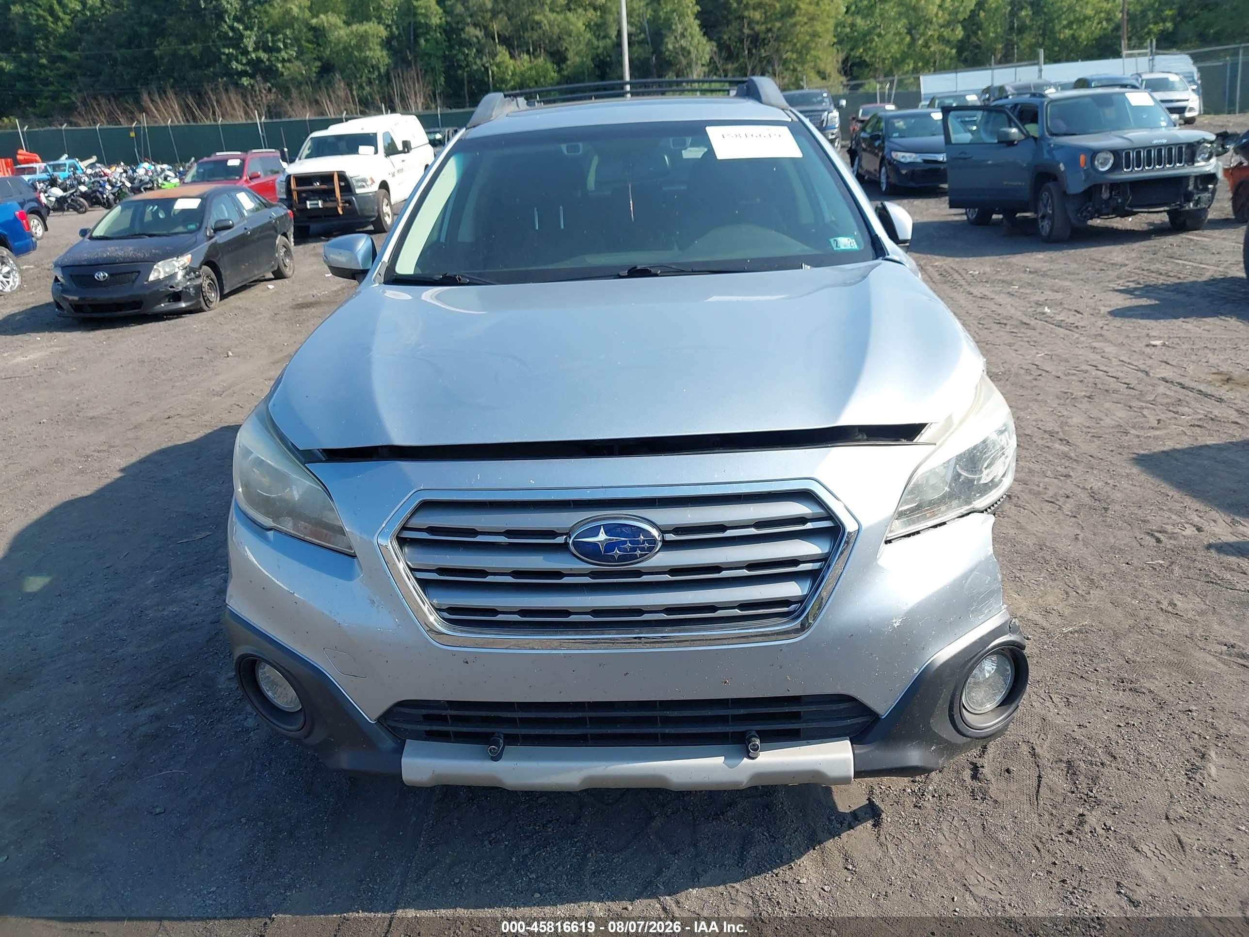 2016 Subaru Outback 2.5i Limited Silver vin: 4S4BSANC4G3227076