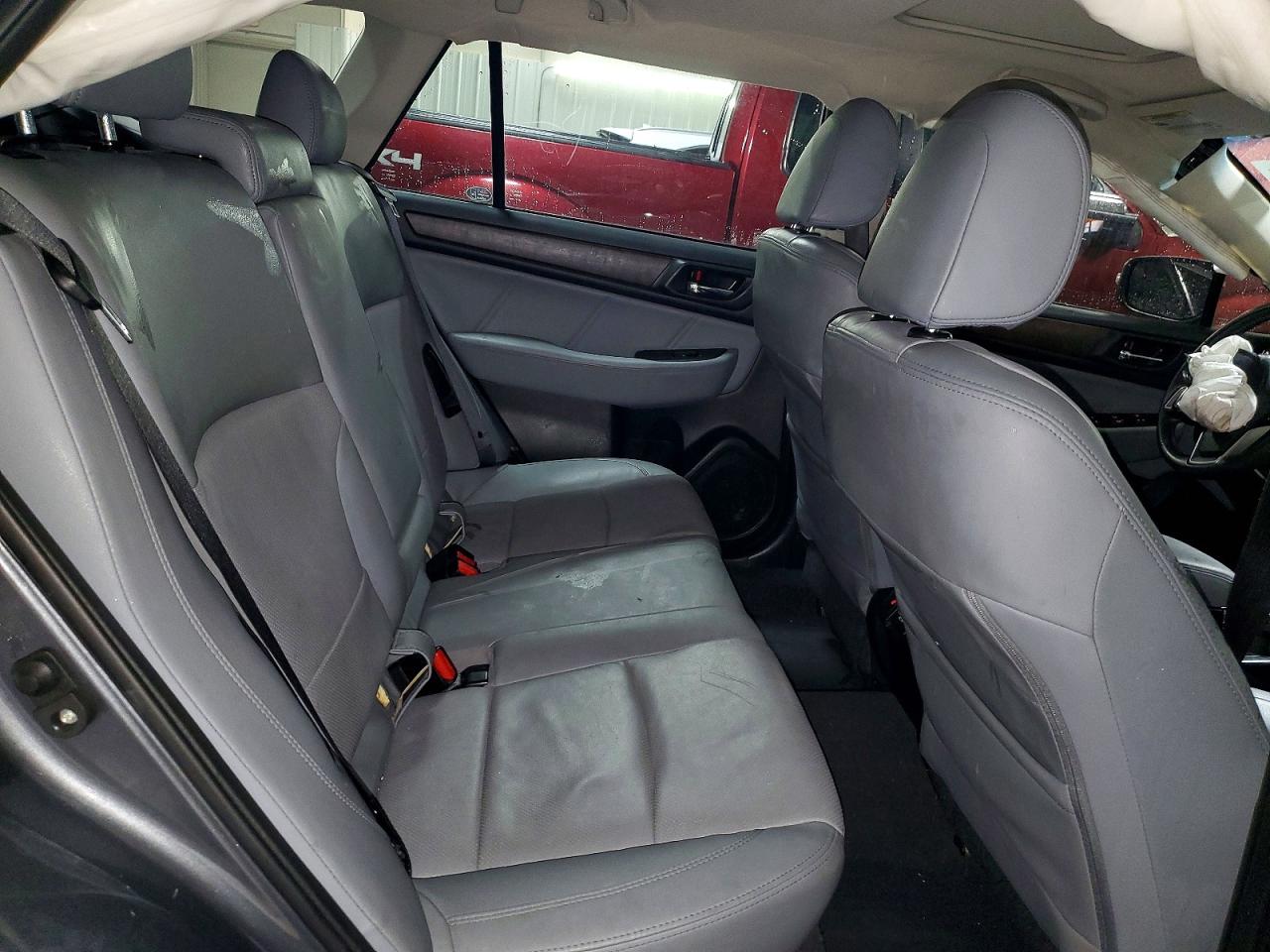 2018 Subaru Outback 2.5i Limited Gray vin: 4S4BSANC4J3205506