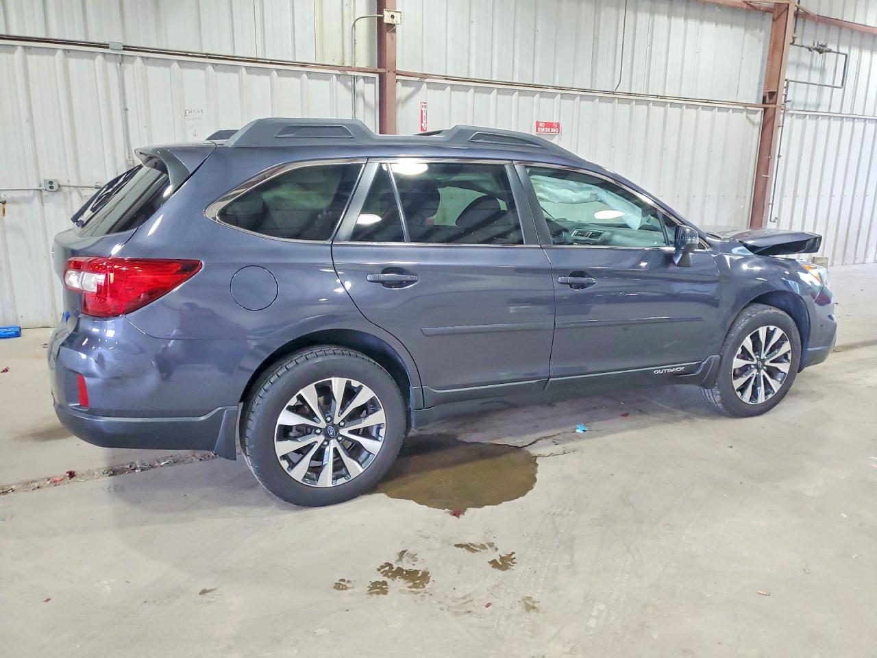2015 Subaru Outback 2.5i Limited Charcoal vin: 4S4BSANC5F3276706