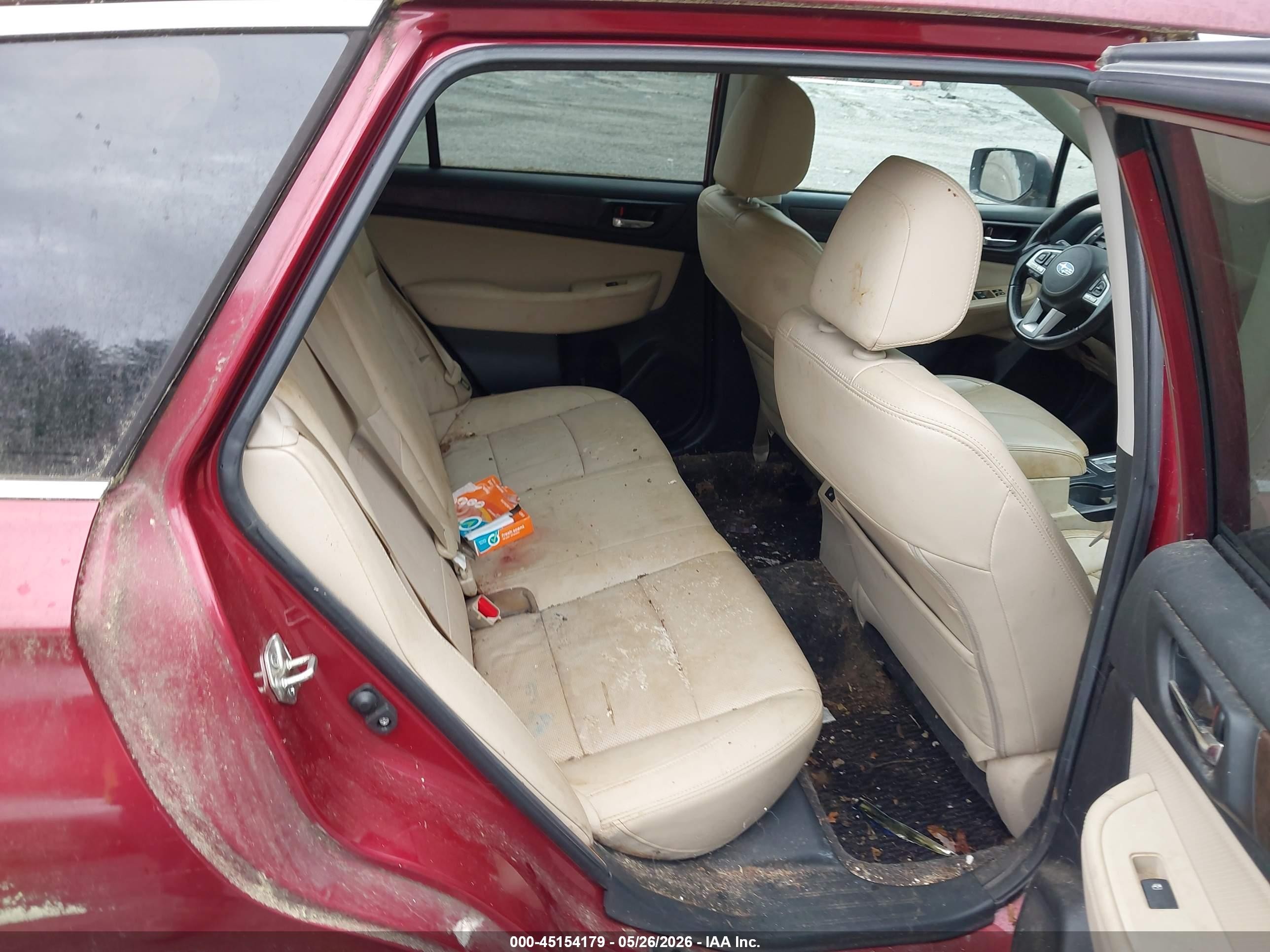 2015 Subaru Outback 2.5i Limited Burgundy vin: 4S4BSANC5F3356944