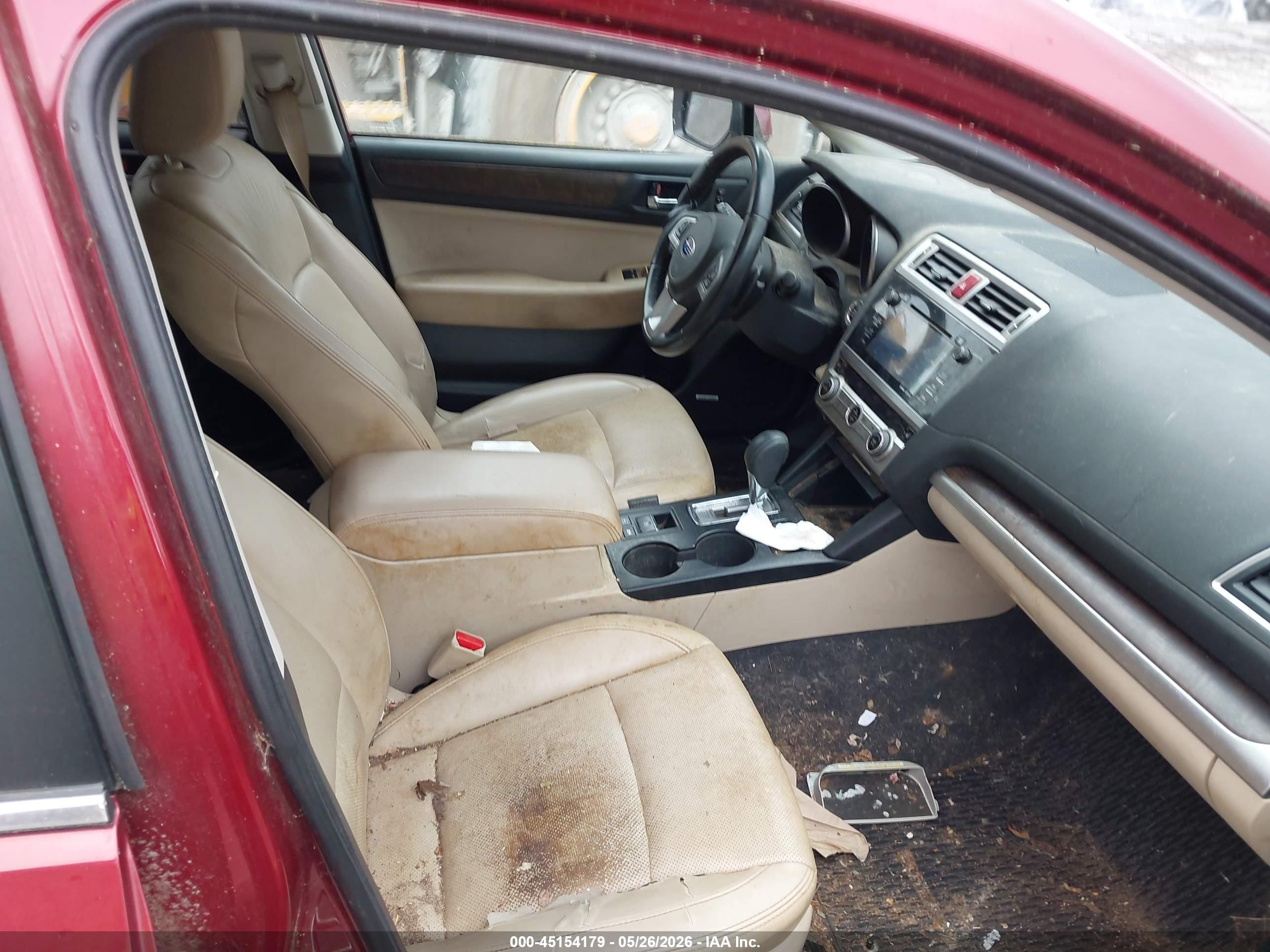2015 Subaru Outback 2.5i Limited Burgundy vin: 4S4BSANC5F3356944
