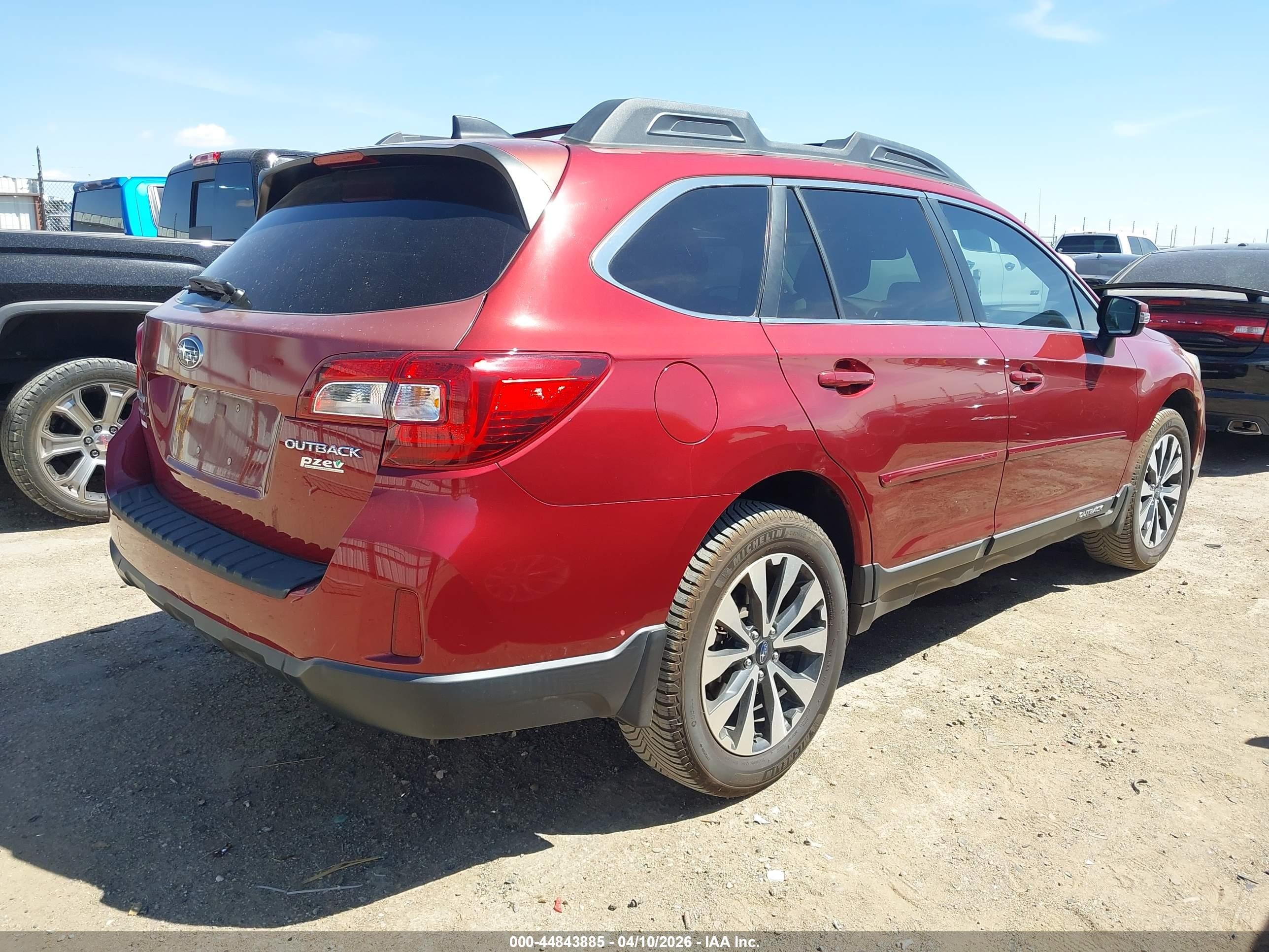 2016 Subaru Outback 2.5i Limited Burgundy vin: 4S4BSANC5G3248762
