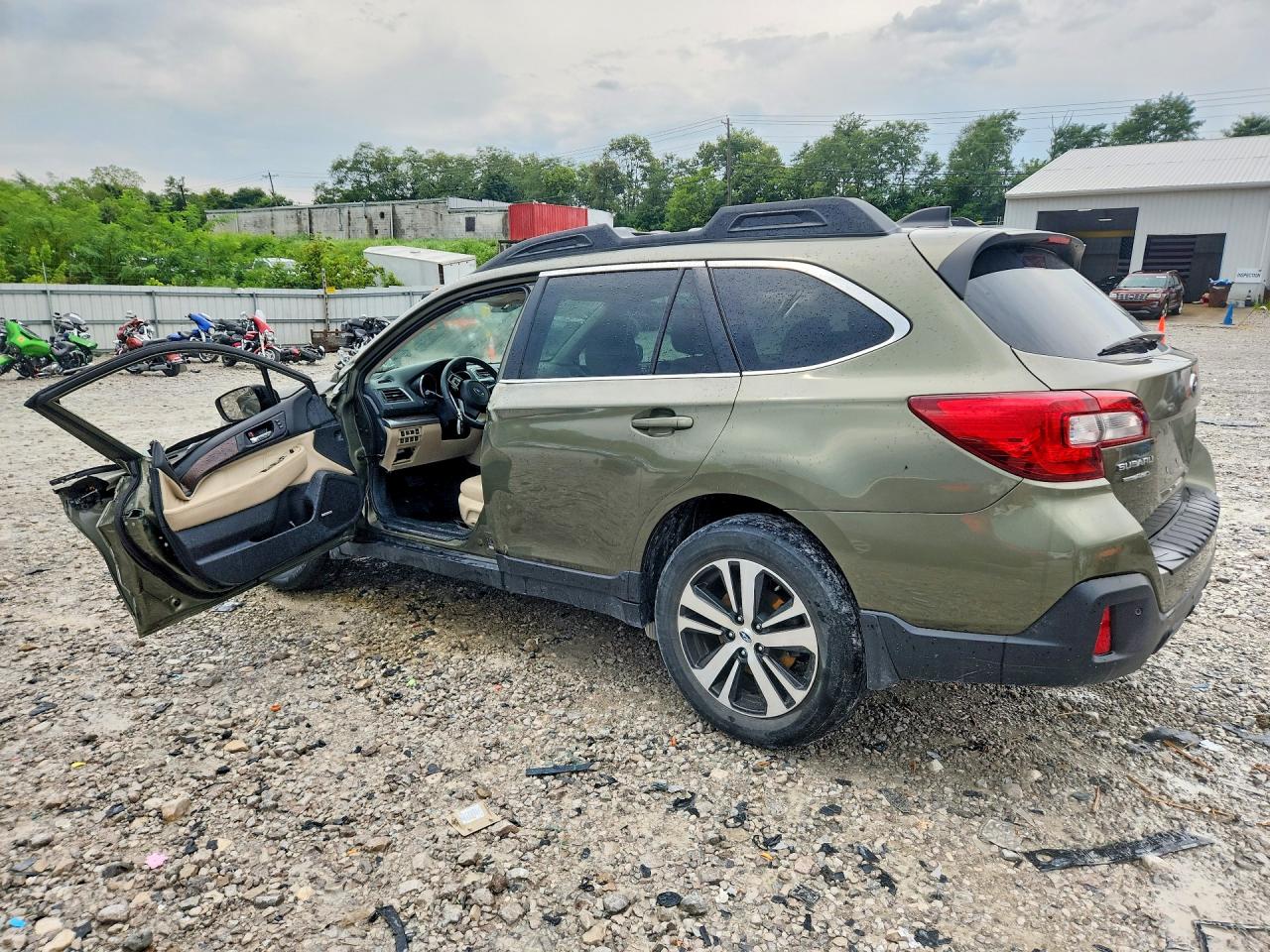 2019 Subaru Outback 2.5i Limited Green vin: 4S4BSANC6K3204763