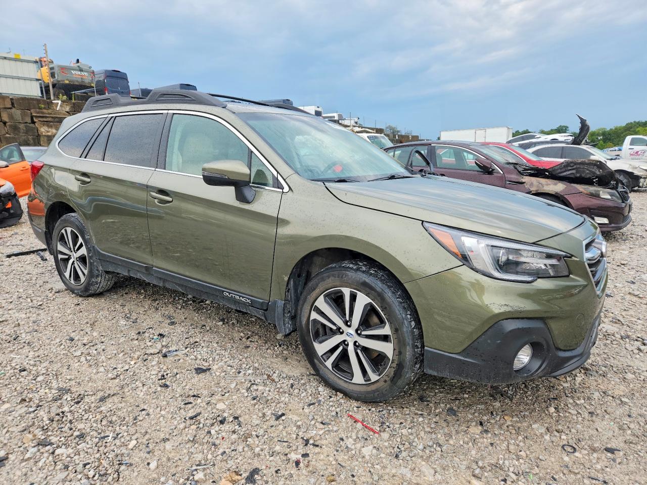 2019 Subaru Outback 2.5i Limited Green vin: 4S4BSANC6K3204763