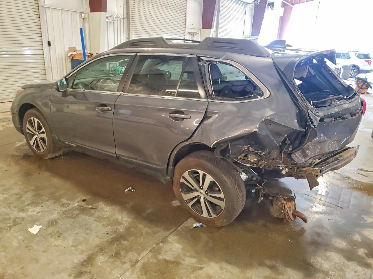 2019 Subaru Outback 2.5i Limited Gray vin: 4S4BSANC6K3354579