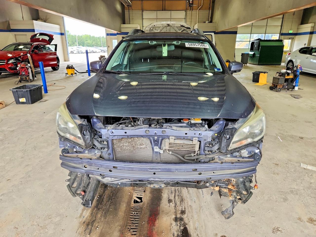 2015 Subaru Outback 2.5i Limited Blue vin: 4S4BSANC7F3272947