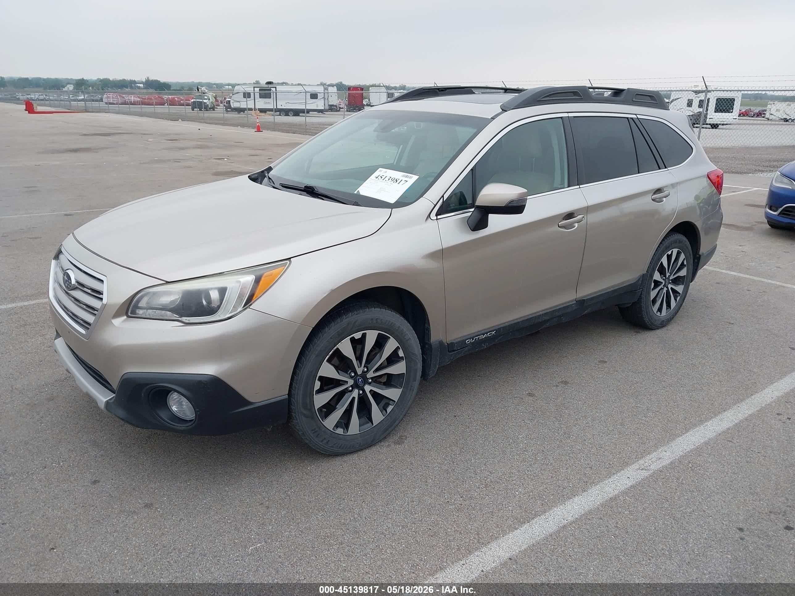 2017 Subaru Outback 2.5i Limited Желто-коричневый vin: 4S4BSANC7H3213674