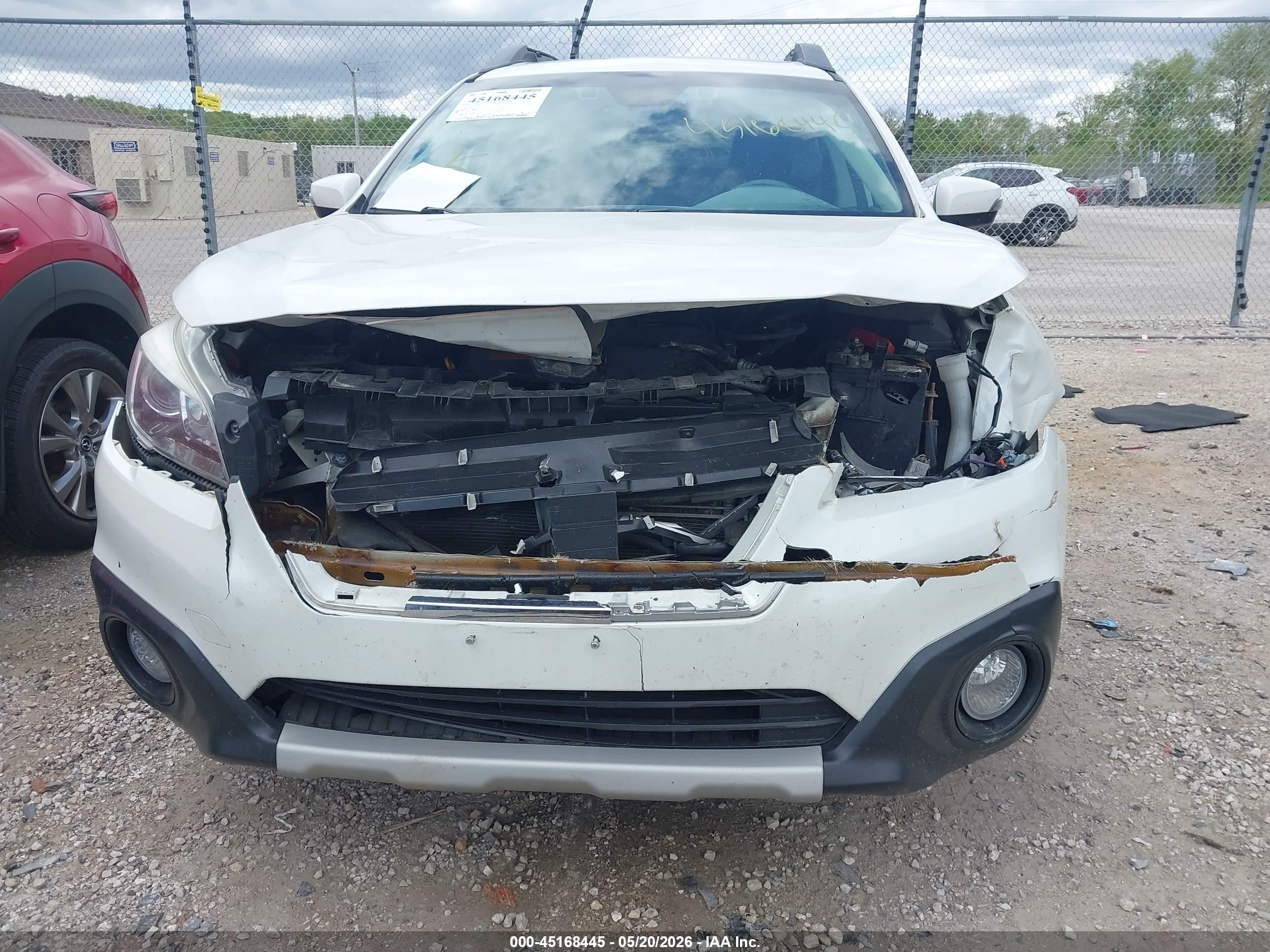 2017 Subaru Outback 2.5i Limited White vin: 4S4BSANC7H3278637