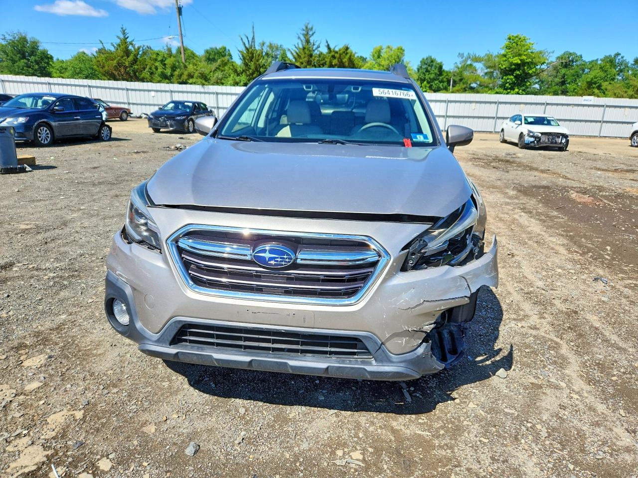 2018 Subaru Outback 2.5i Limited Beige vin: 4S4BSANC7J3375164