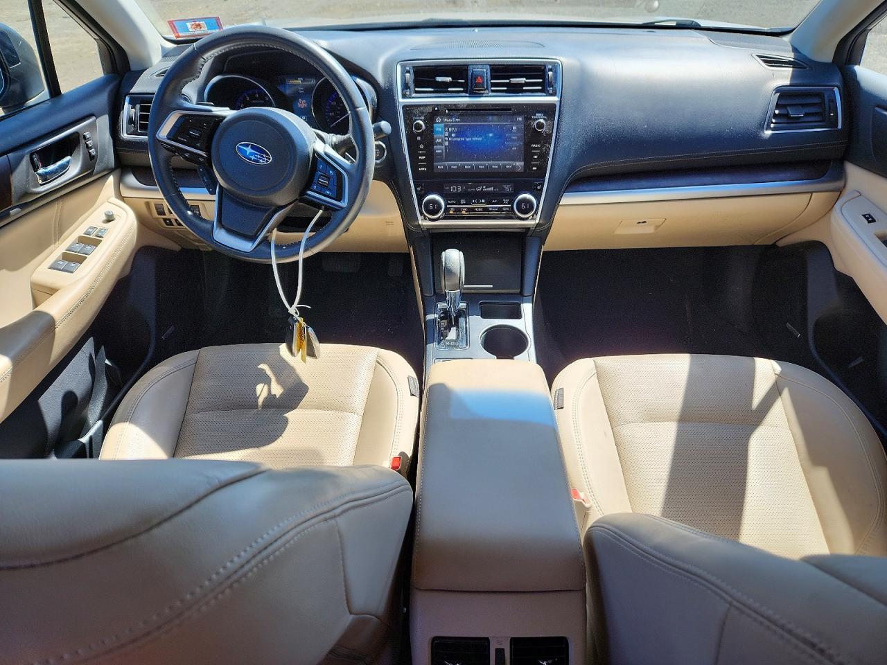 2018 Subaru Outback 2.5i Limited Beige vin: 4S4BSANC7J3375164