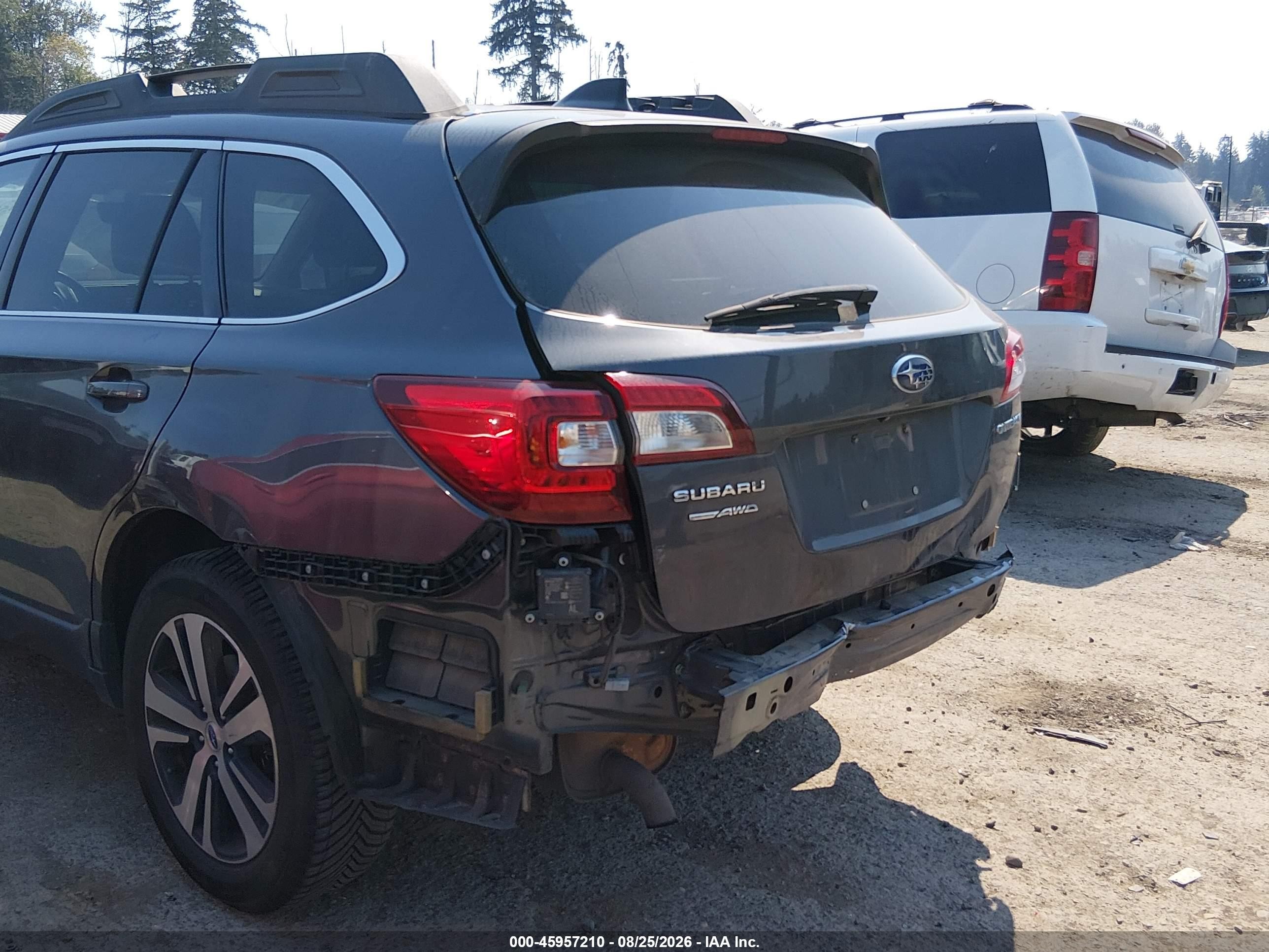 2019 Subaru Outback 2.5i Limited Gray vin: 4S4BSANC7K3361072