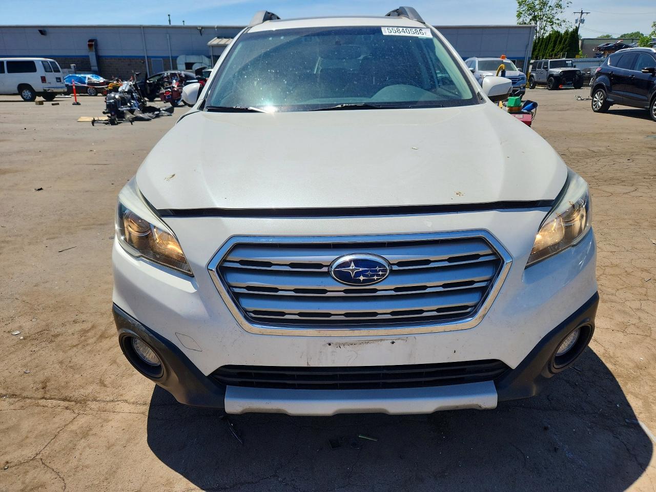 2015 Subaru Outback 2.5i Limited White vin: 4S4BSANC8F3273461