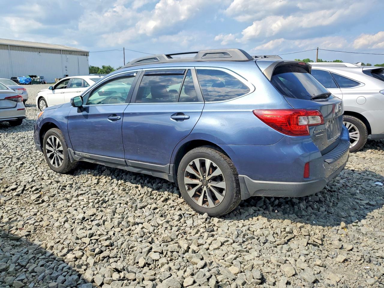 2015 Subaru Outback 2.5i Limited Blue vin: 4S4BSANC8F3300559
