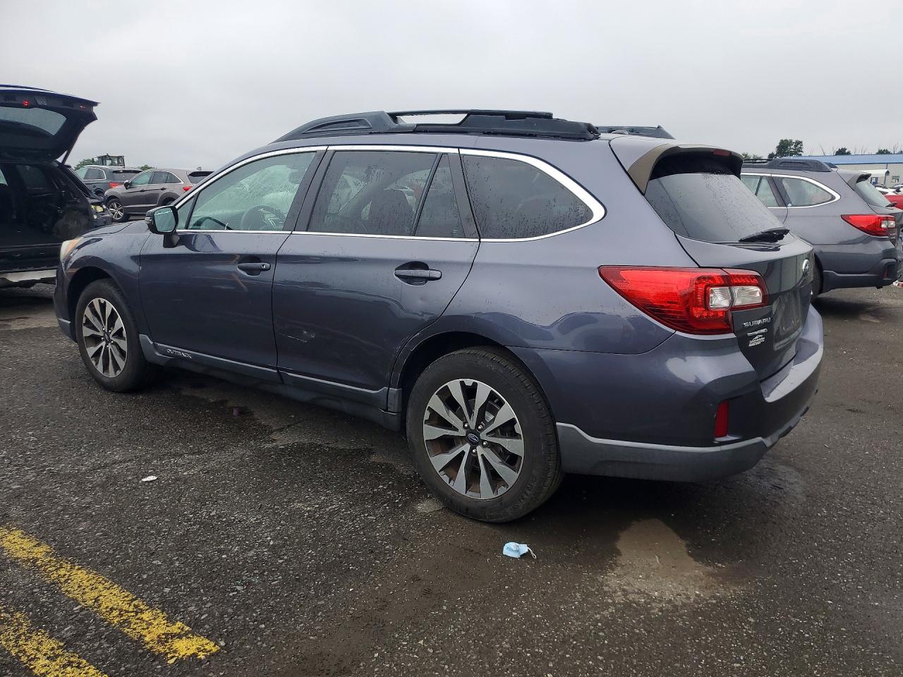 2015 Subaru Outback 2.5i Limited Синий vin: 4S4BSANC8F3358381