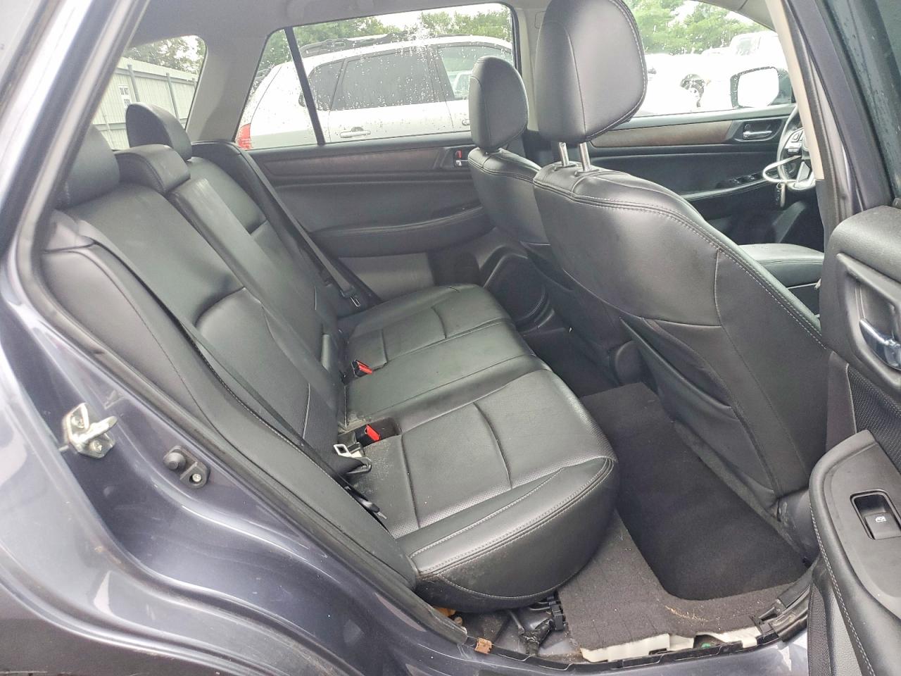 2015 Subaru Outback 2.5i Limited Синий vin: 4S4BSANC8F3358381