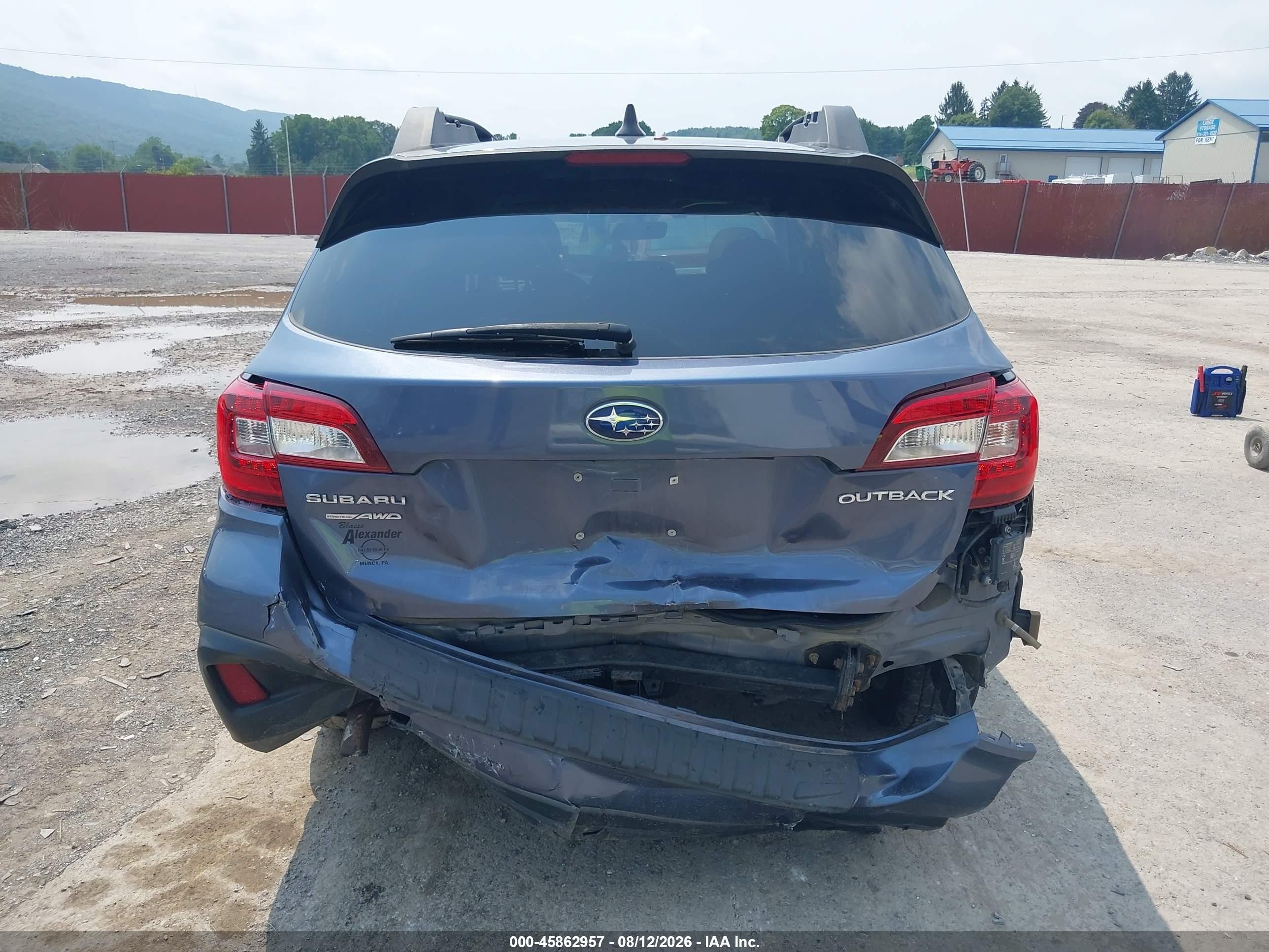 2018 Subaru Outback 2.5i Limited Blue vin: 4S4BSANC8J3206609