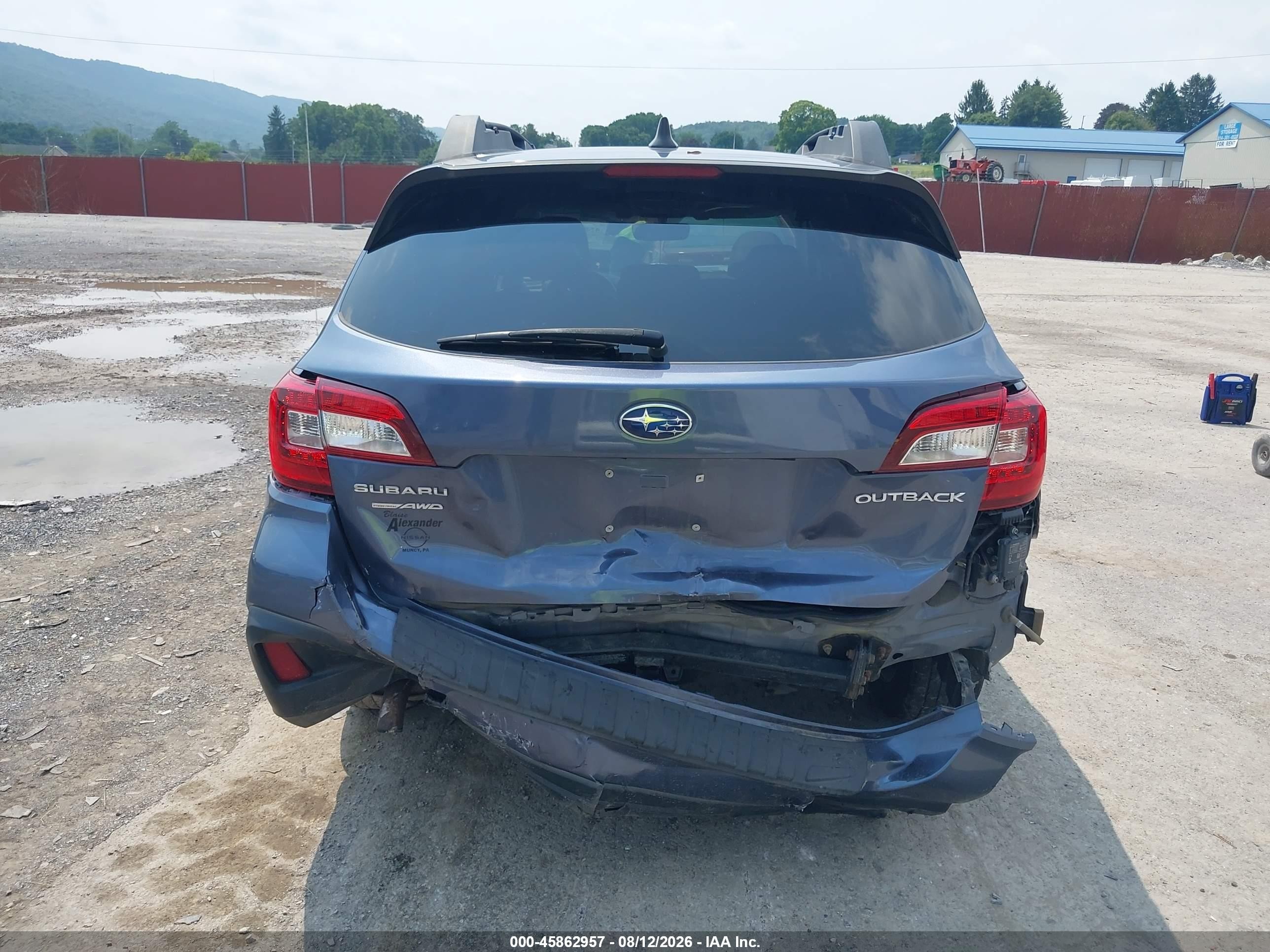 2018 Subaru Outback 2.5i Limited Blue vin: 4S4BSANC8J3206609