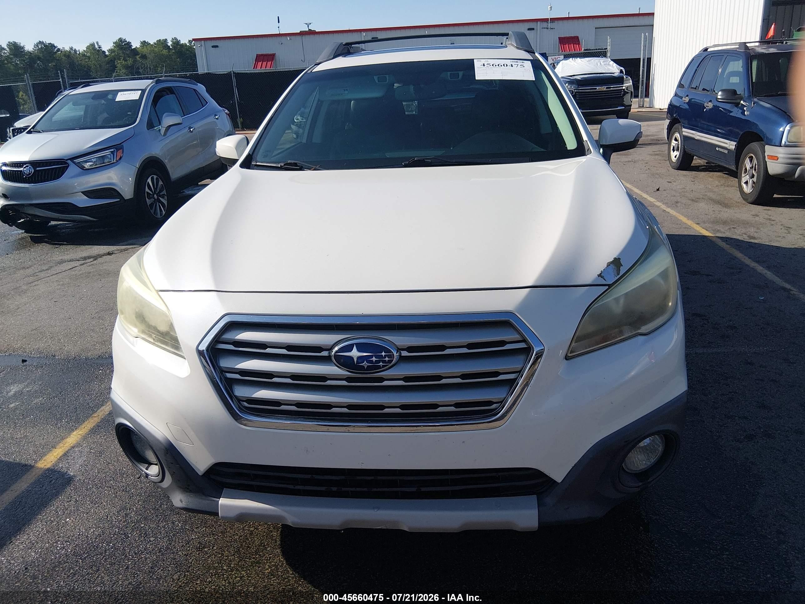 2015 Subaru Outback 2.5i Limited White vin: 4S4BSANC9F3244258