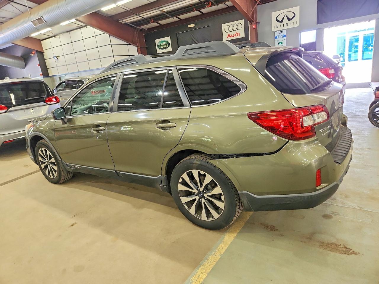2015 Subaru Outback 2.5i Limited Green vin: 4S4BSANC9F3287112