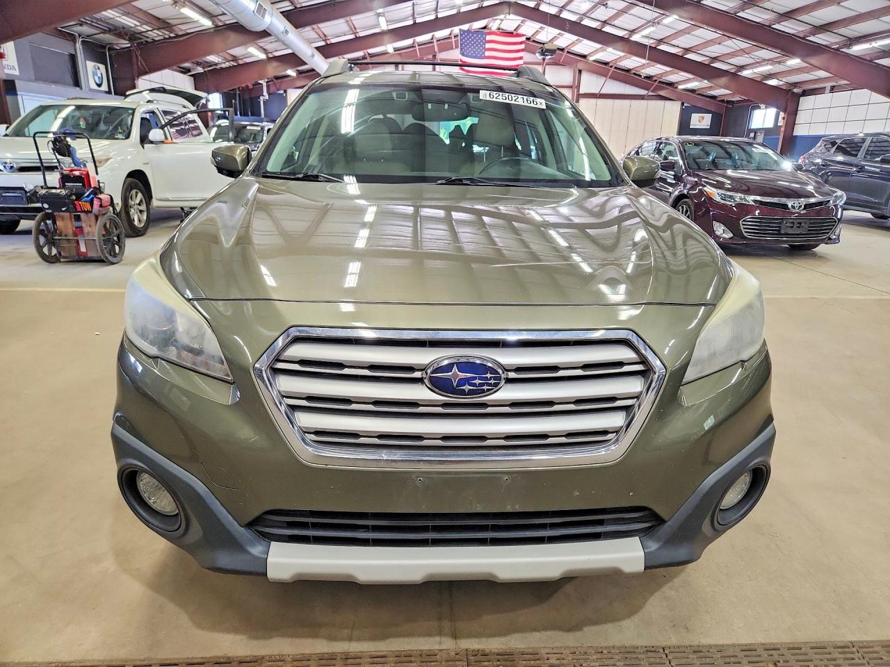 2015 Subaru Outback 2.5i Limited Green vin: 4S4BSANC9F3287112