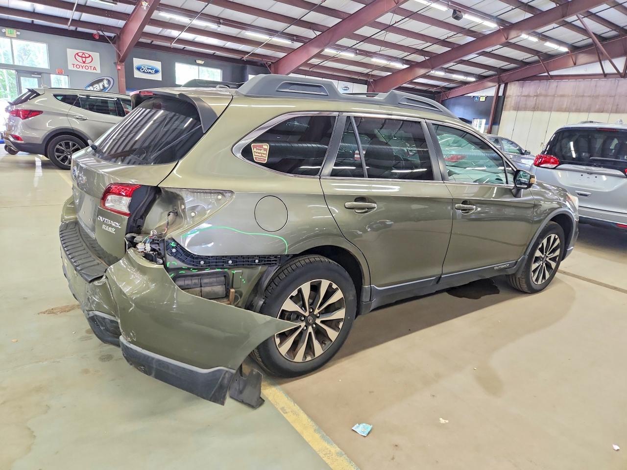 2015 Subaru Outback 2.5i Limited Green vin: 4S4BSANC9F3287112