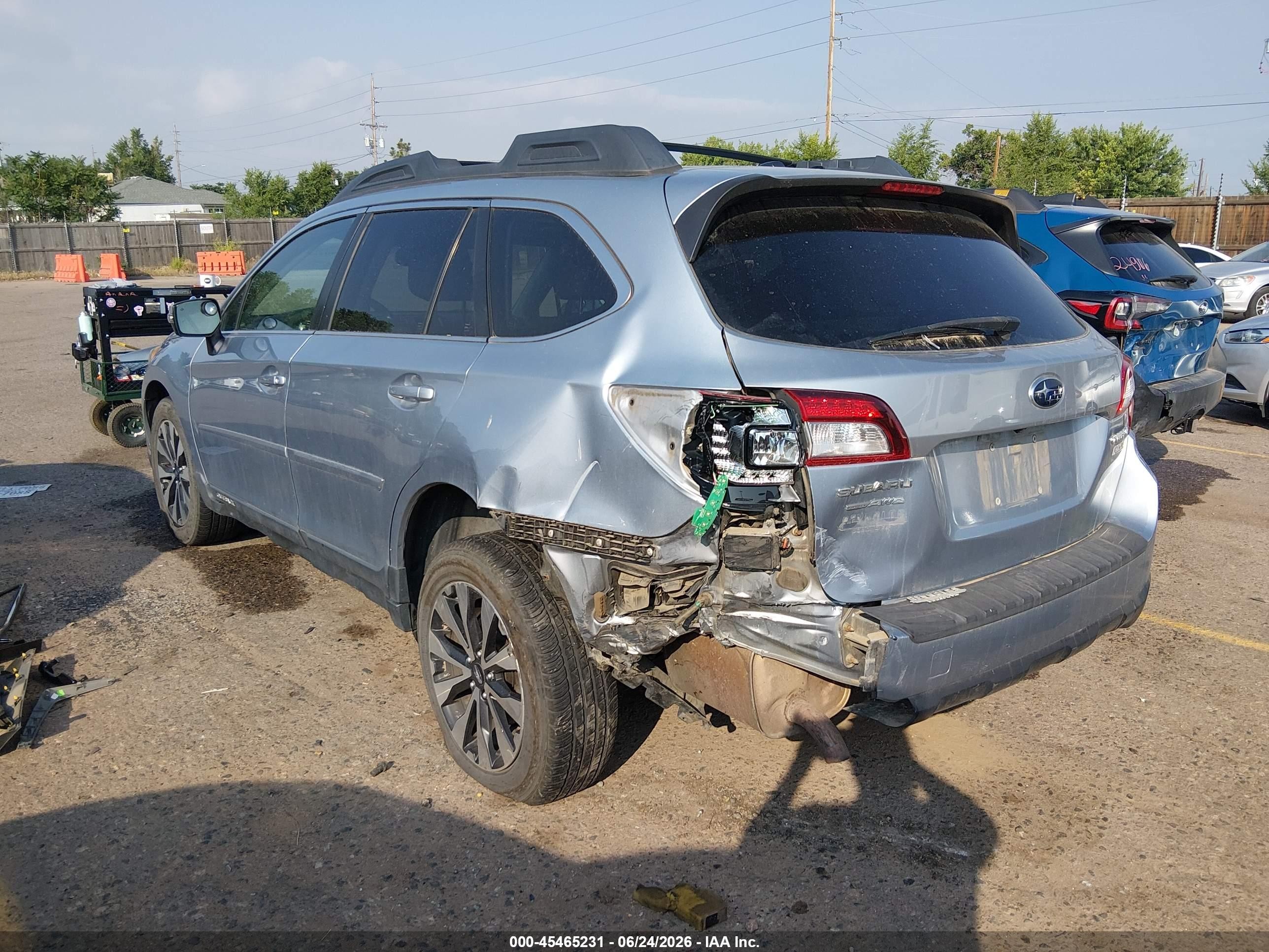 2015 Subaru Outback 2.5i Limited Серый vin: 4S4BSANC9F3307536