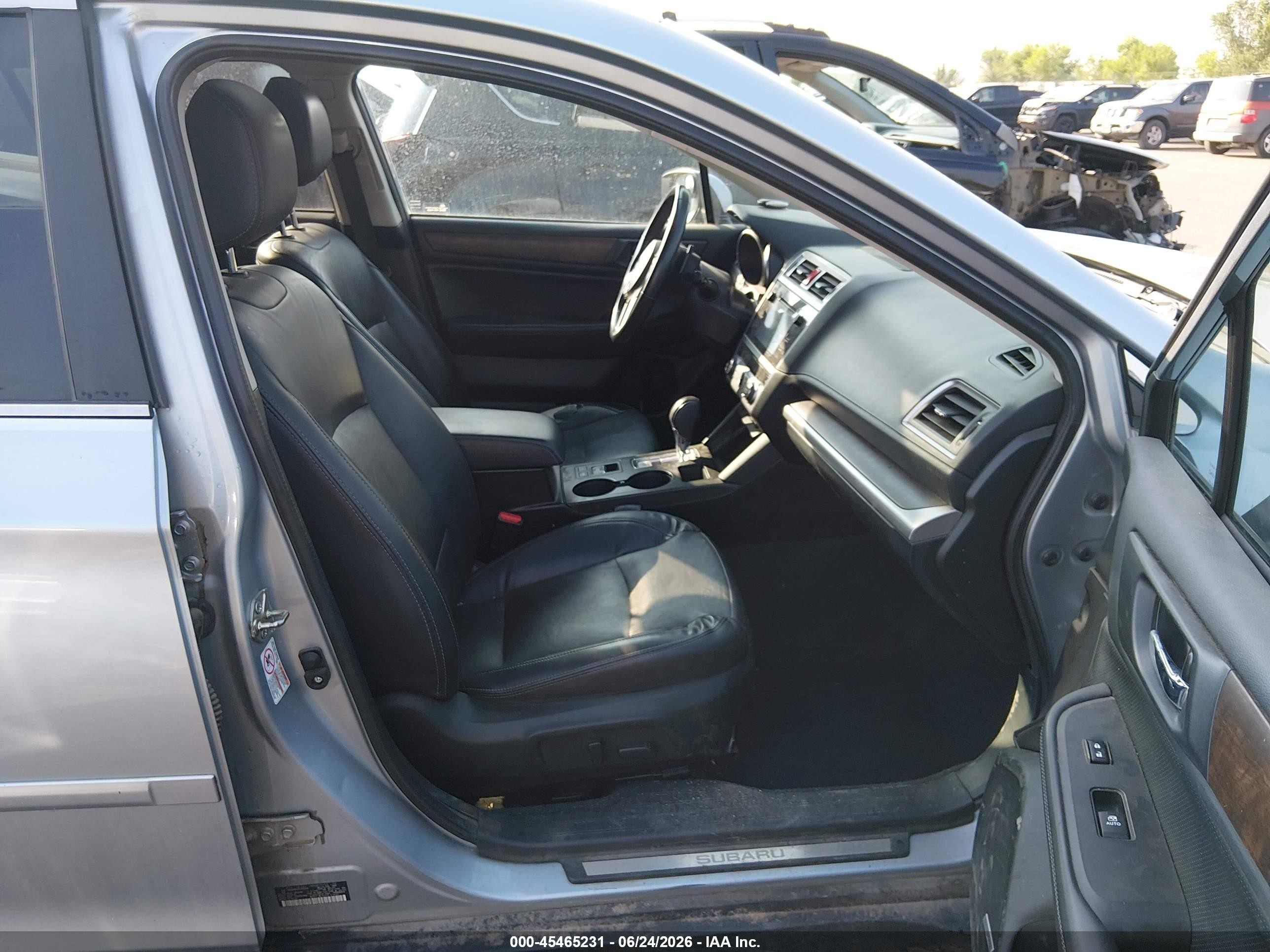2015 Subaru Outback 2.5i Limited Серый vin: 4S4BSANC9F3307536