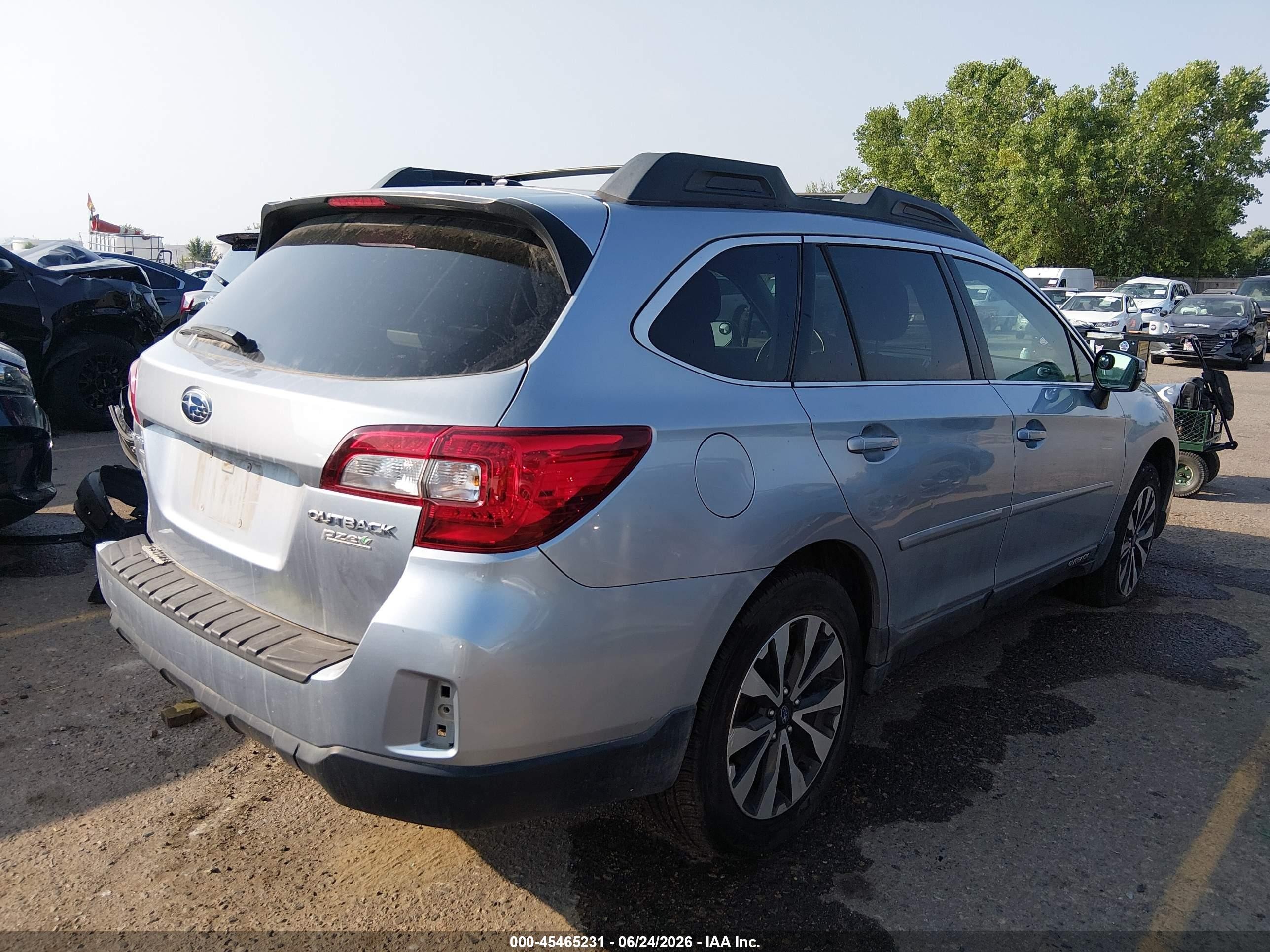 2015 Subaru Outback 2.5i Limited Серый vin: 4S4BSANC9F3307536