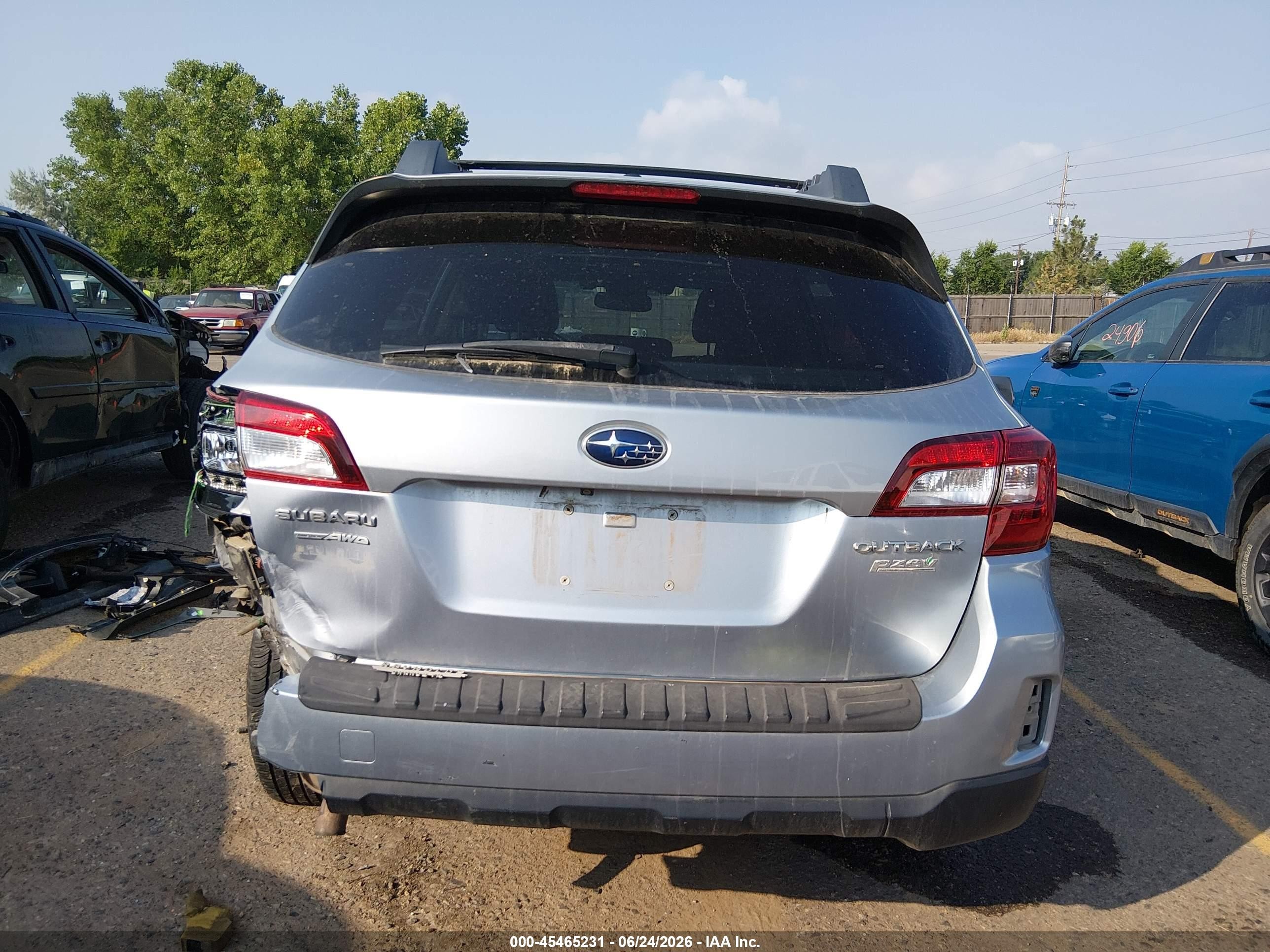 2015 Subaru Outback 2.5i Limited Серый vin: 4S4BSANC9F3307536