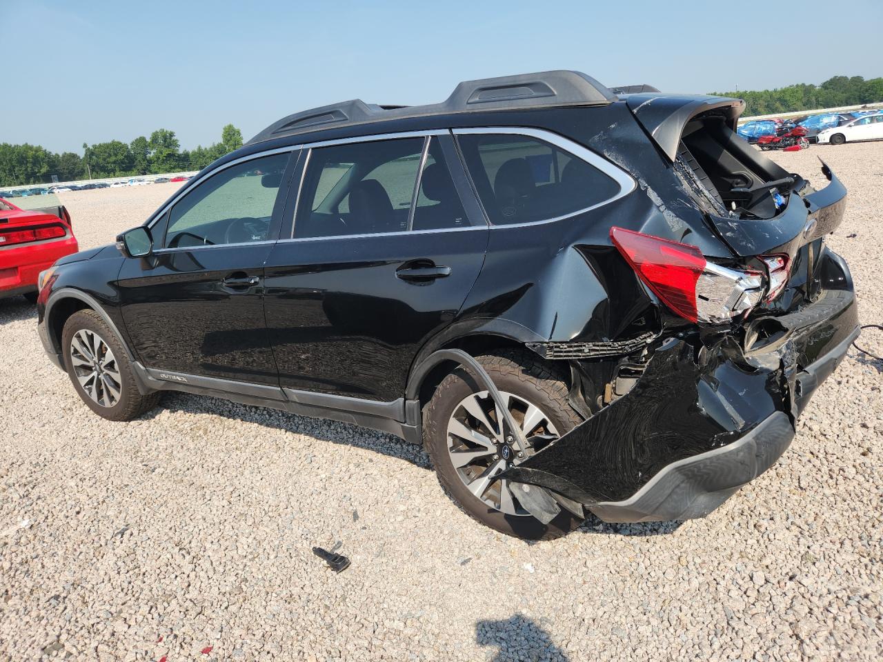 2015 Subaru Outback 2.5i Limited Черный vin: 4S4BSANC9F3308072