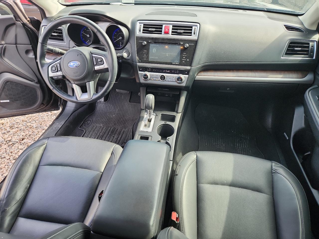 2015 Subaru Outback 2.5i Limited Черный vin: 4S4BSANC9F3308072