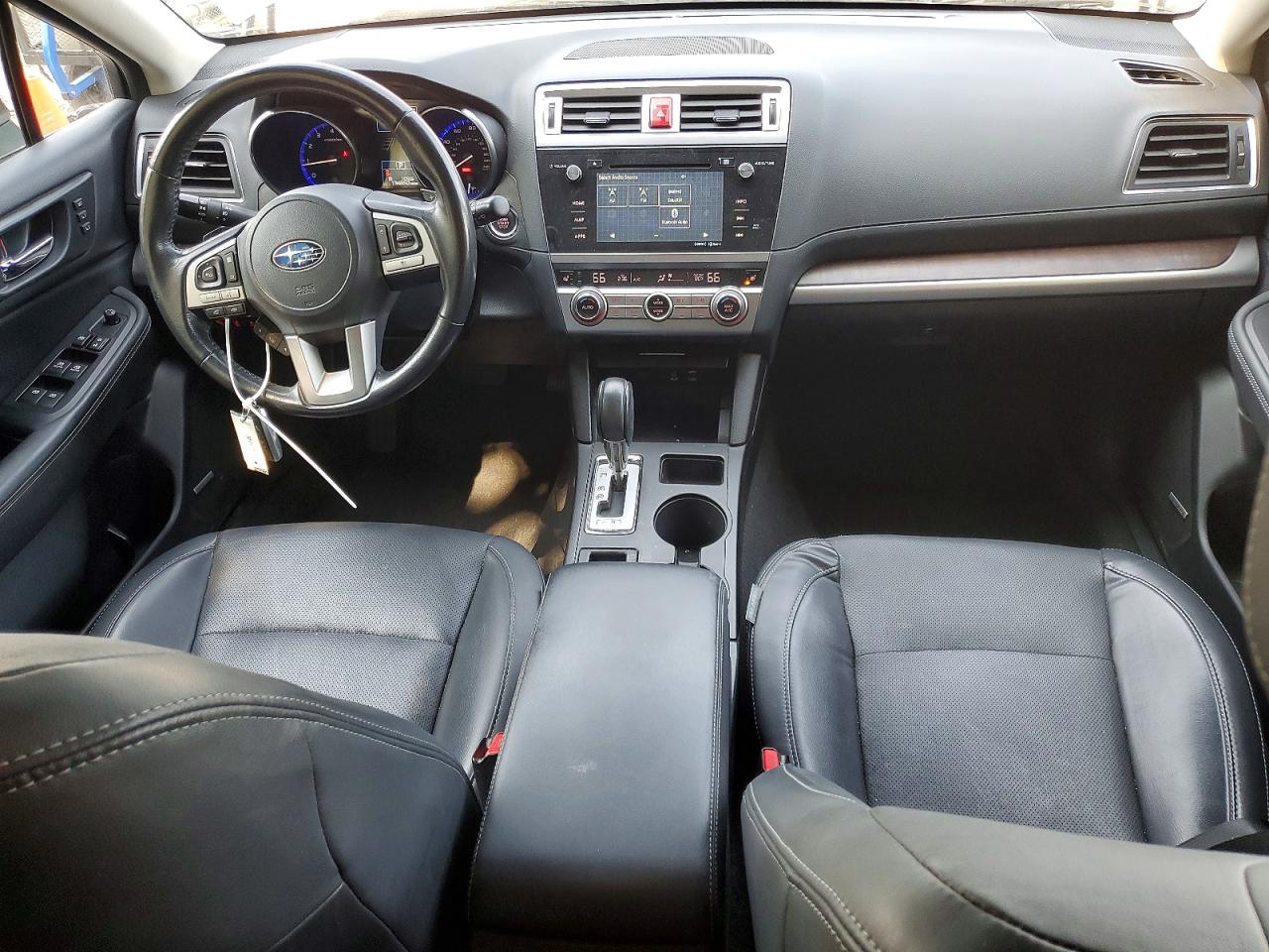 2015 Subaru Outback 2.5i Limited Silver vin: 4S4BSANC9F3313501