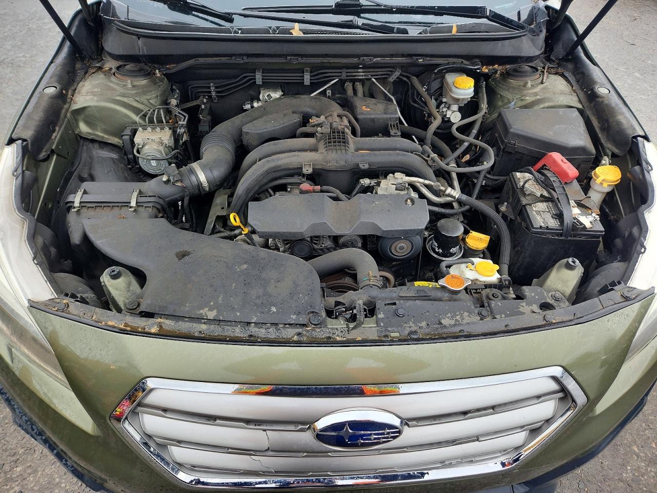 2015 Subaru Outback 2.5i Limited Зеленый vin: 4S4BSANC9F3334302