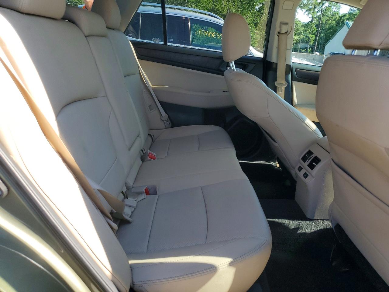 2017 Subaru Outback 2.5i Limited Green vin: 4S4BSANC9H3350132