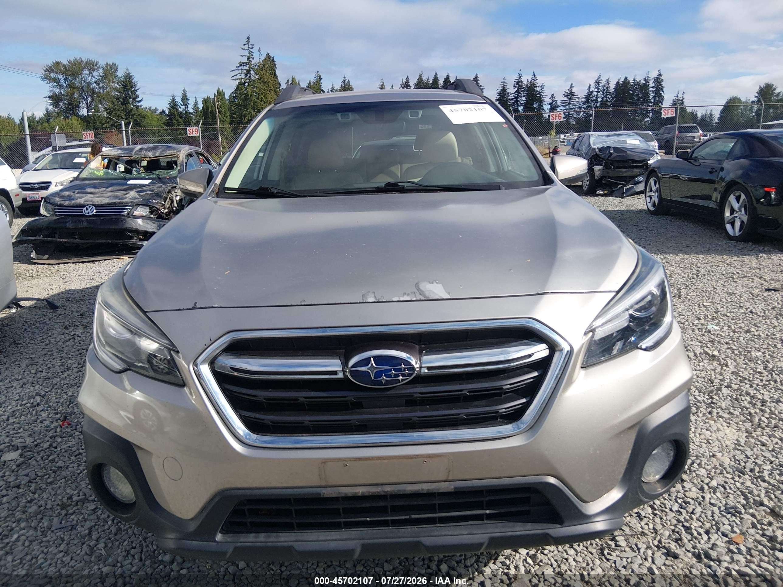 2018 Subaru Outback 2.5i Limited Gold vin: 4S4BSANC9J3270223