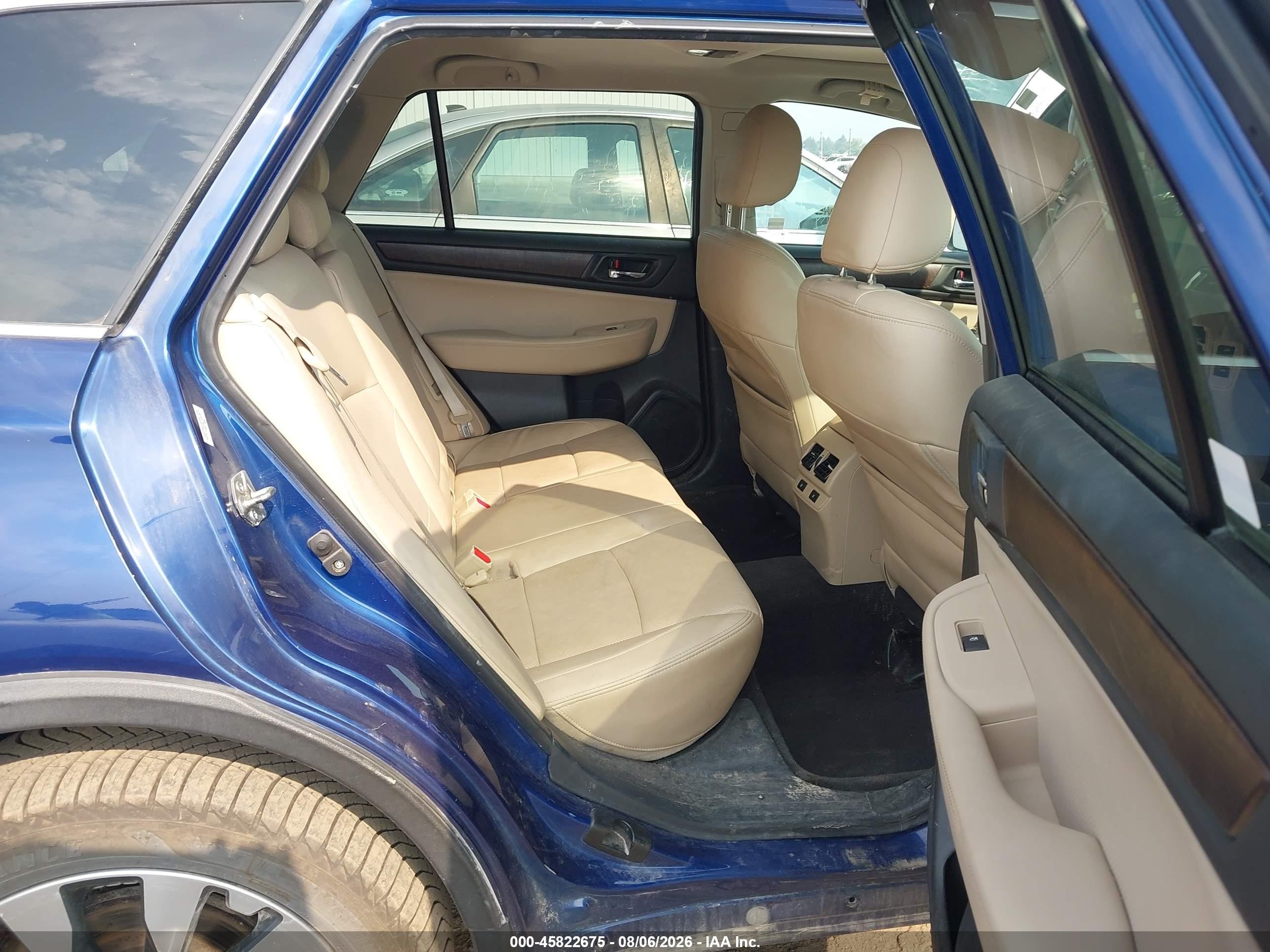 2015 Subaru Outback 2.5i Limited Dark Blue vin: 4S4BSANCXF3229915