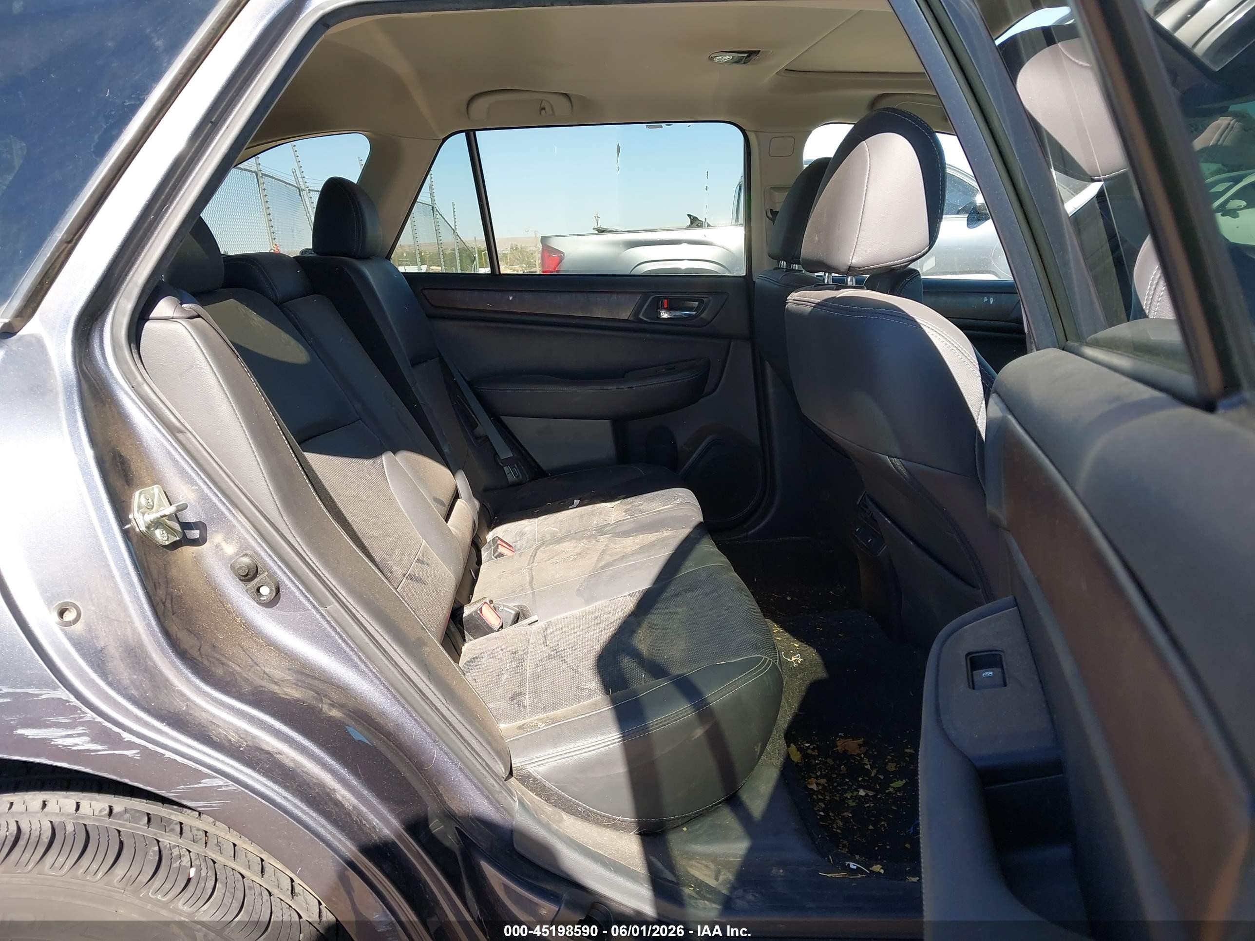 2015 Subaru Outback 2.5i Limited Синий vin: 4S4BSANCXF3292271