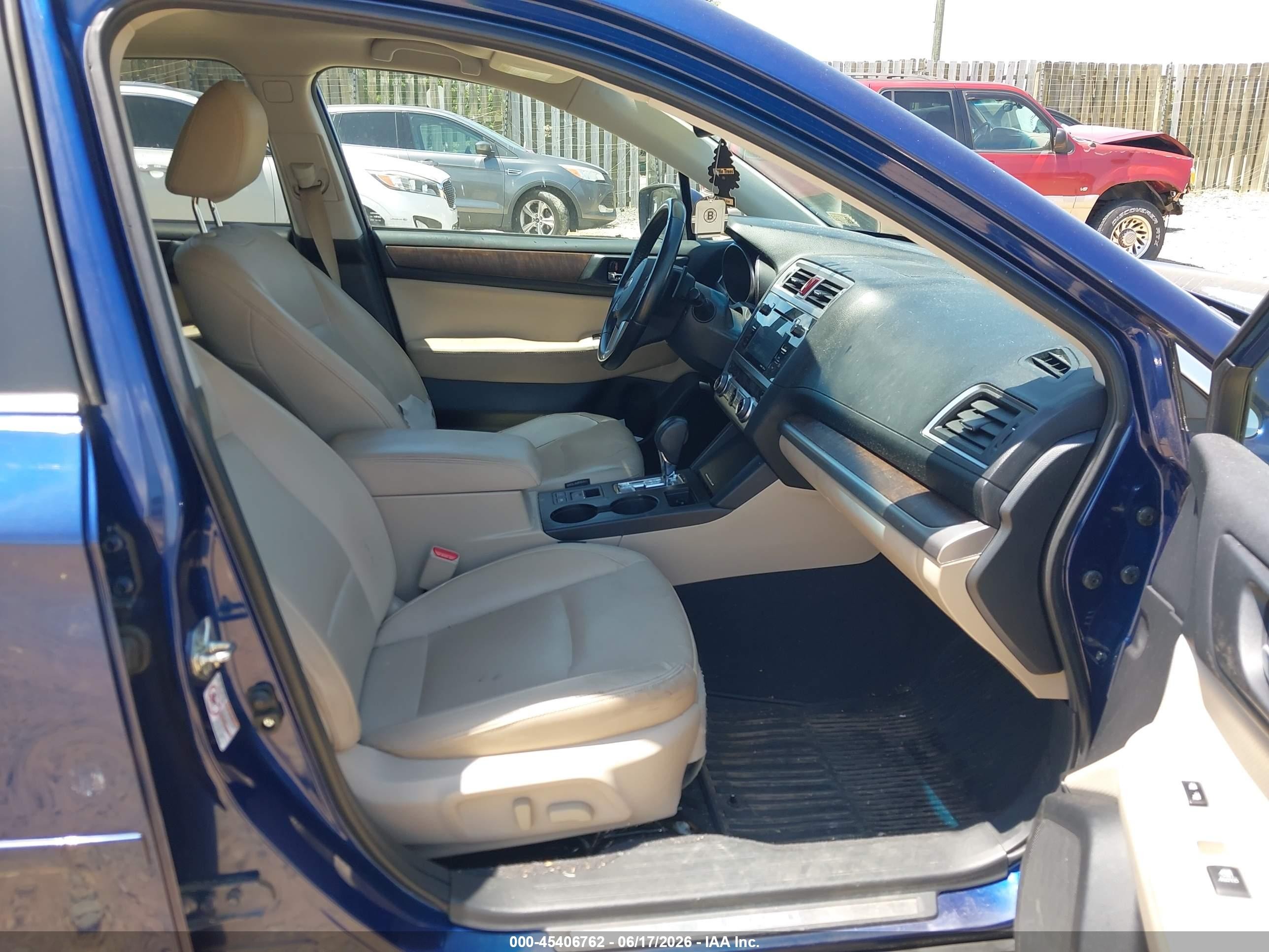 2015 Subaru Outback 2.5i Limited Blue vin: 4S4BSANCXF3299382